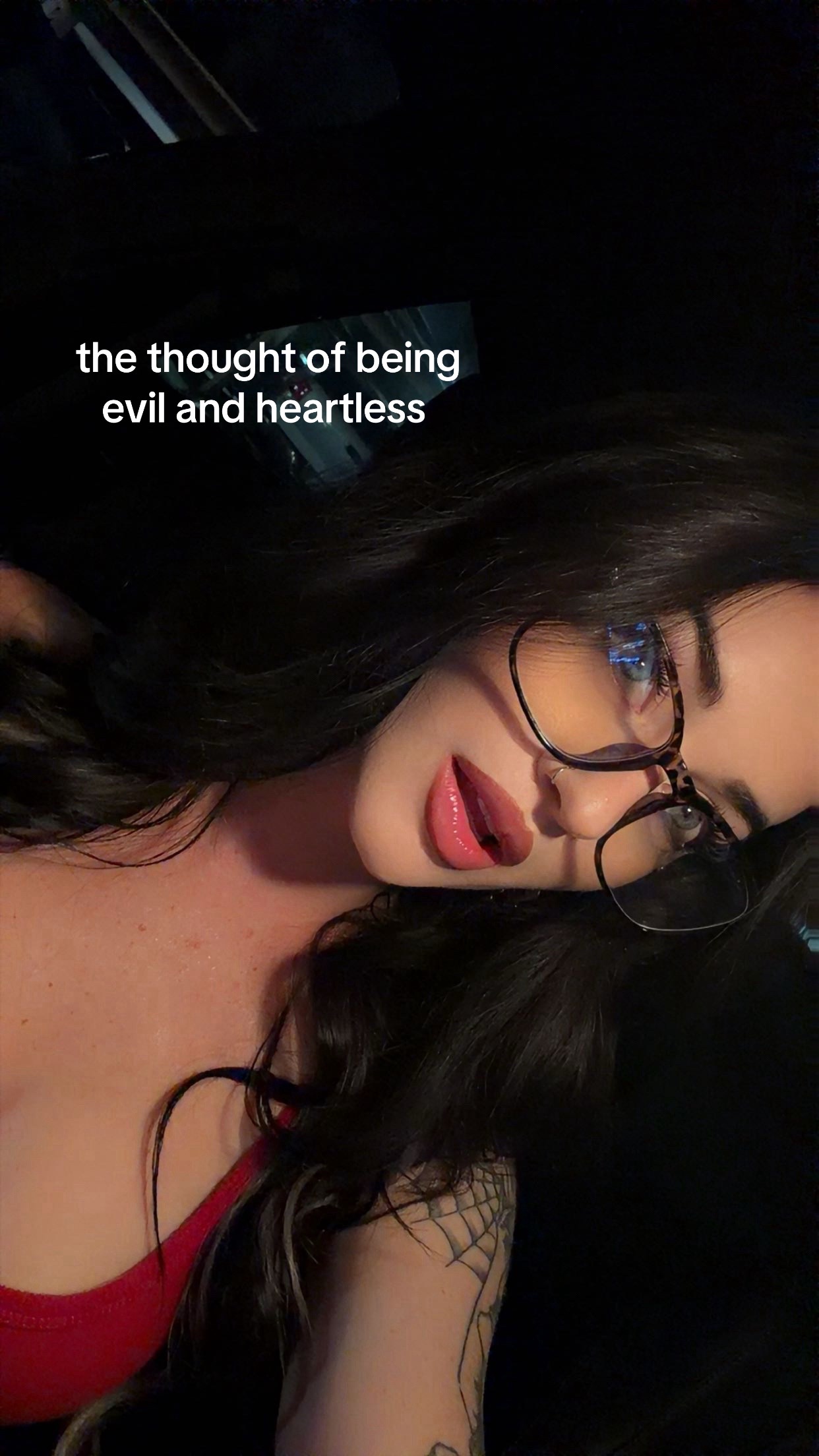 @🖤