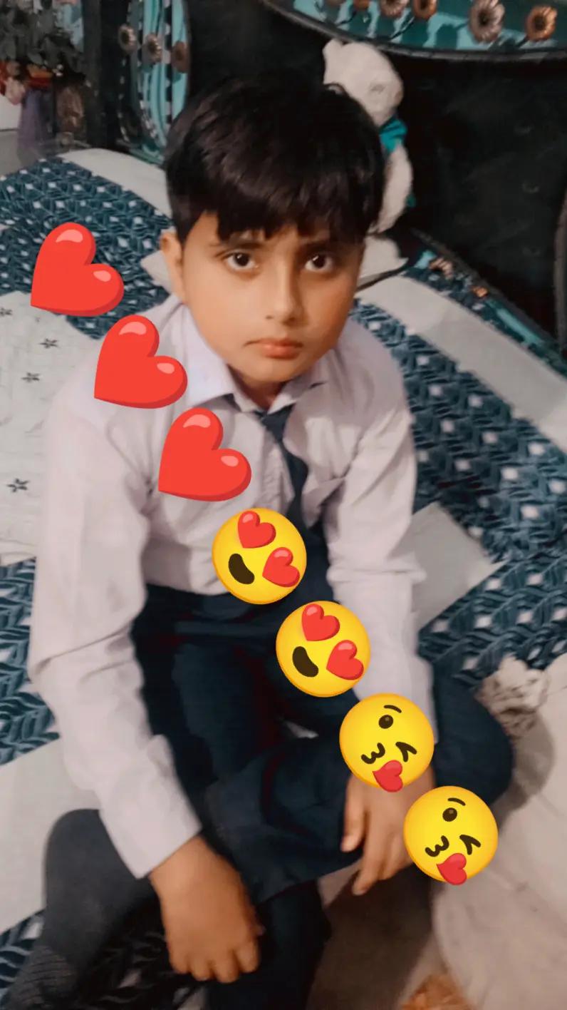 @SABA KHAN official ❤️🇵🇰