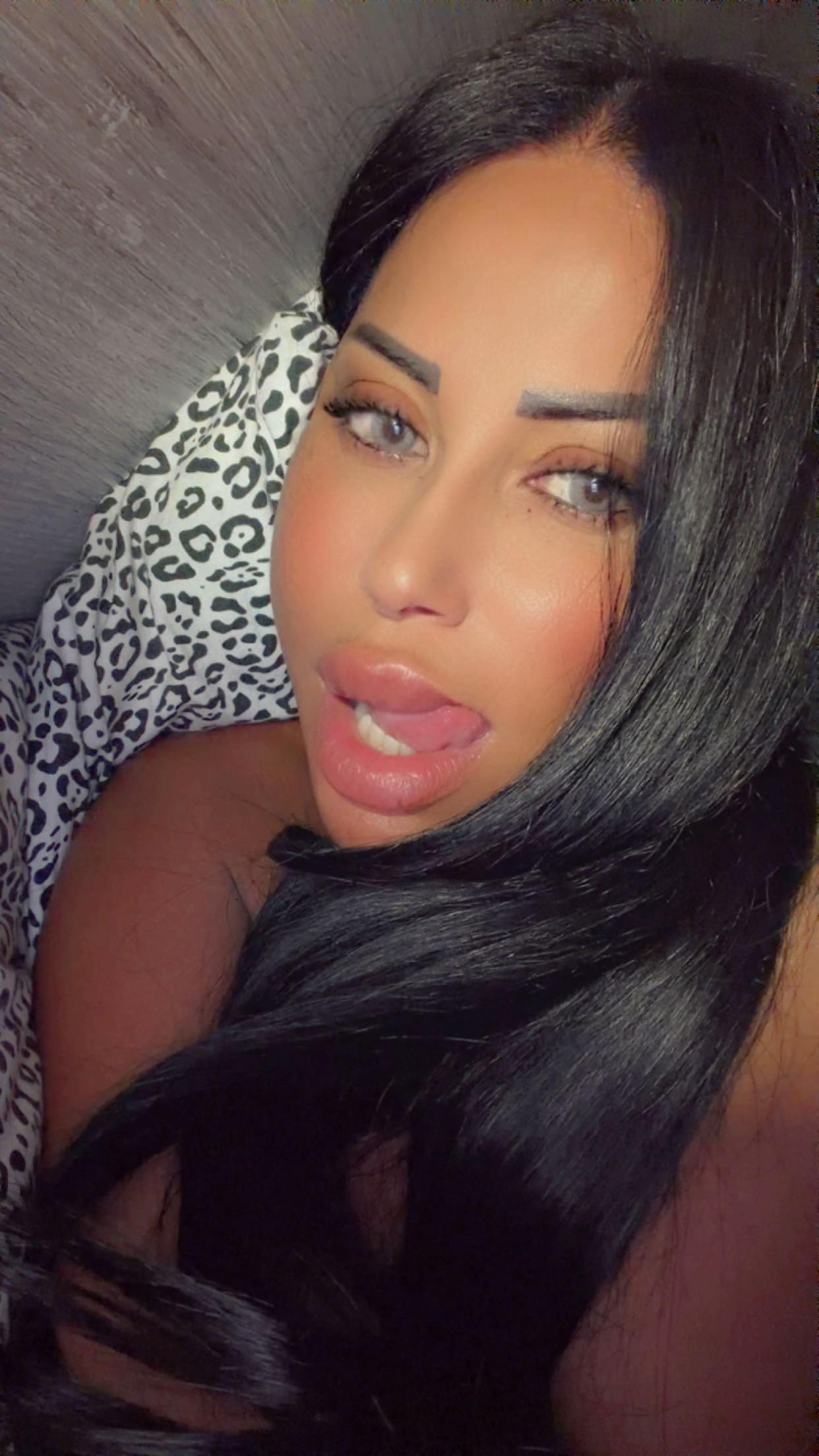 @Black black🇱🇧Naomiiii