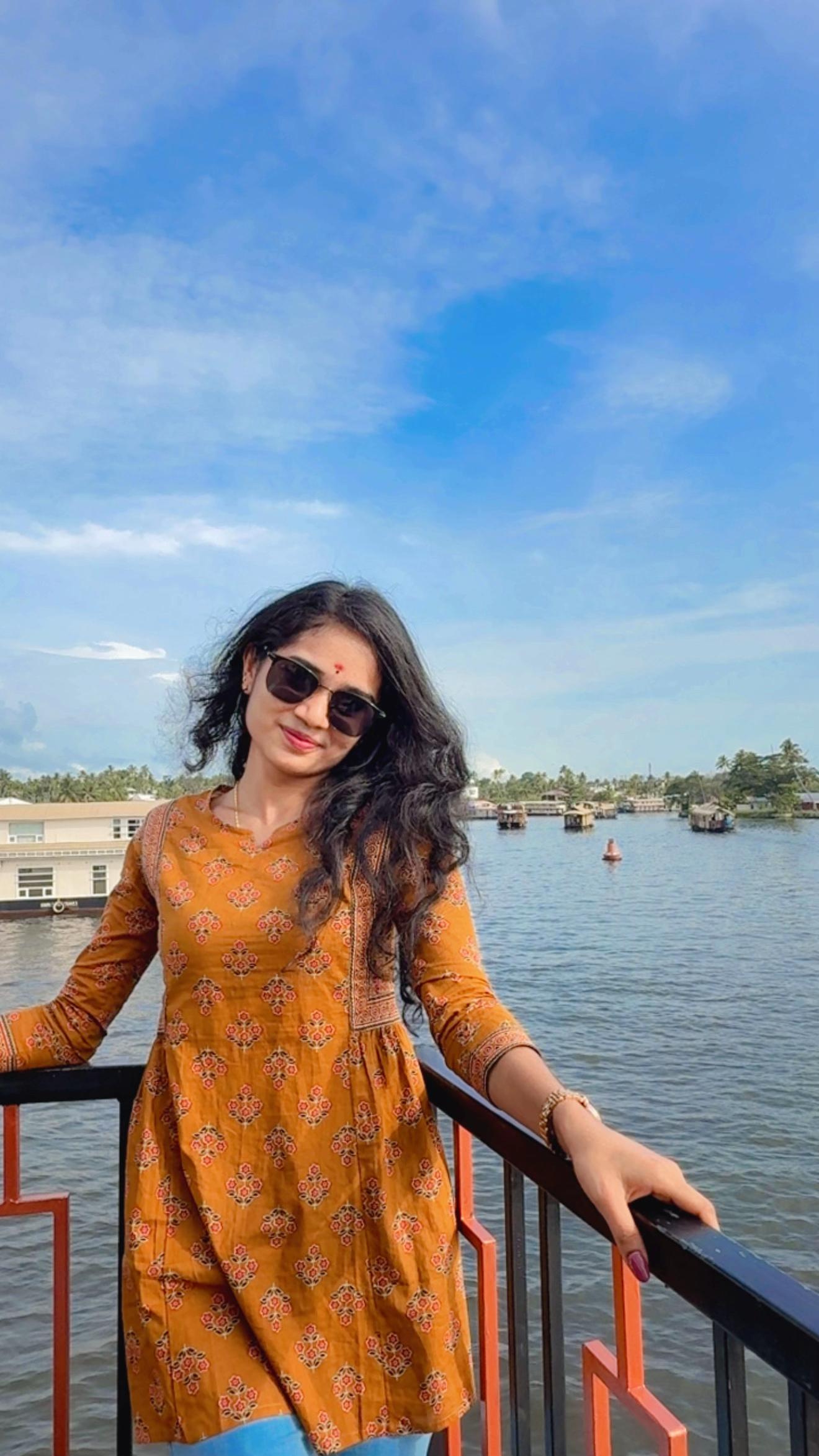 @gayathiri_sm