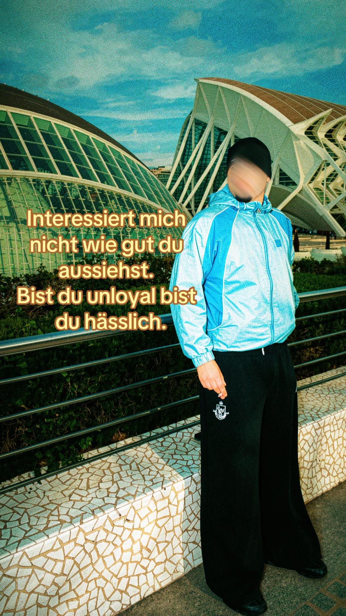 @Alex{}¥