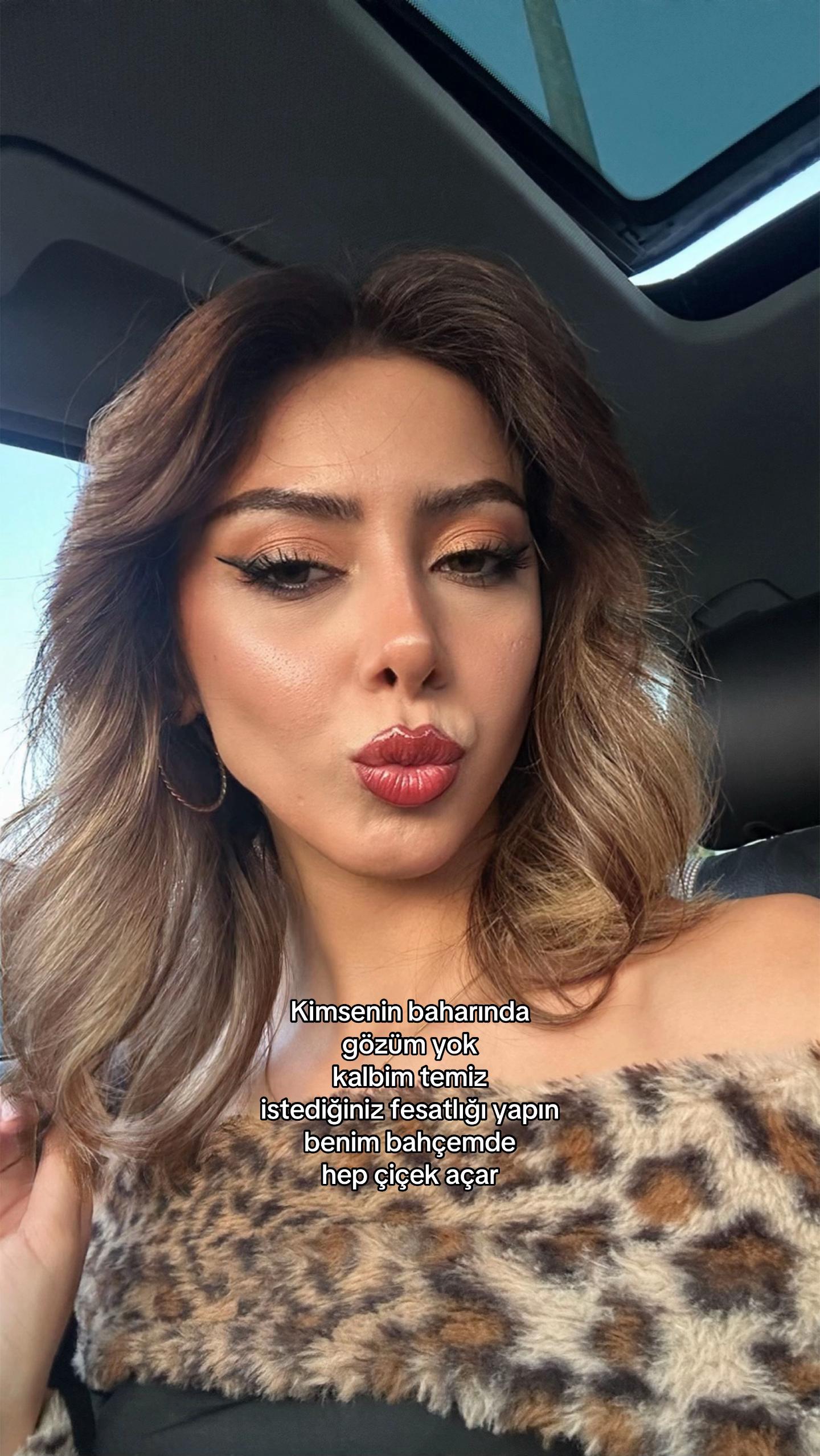 @Esra