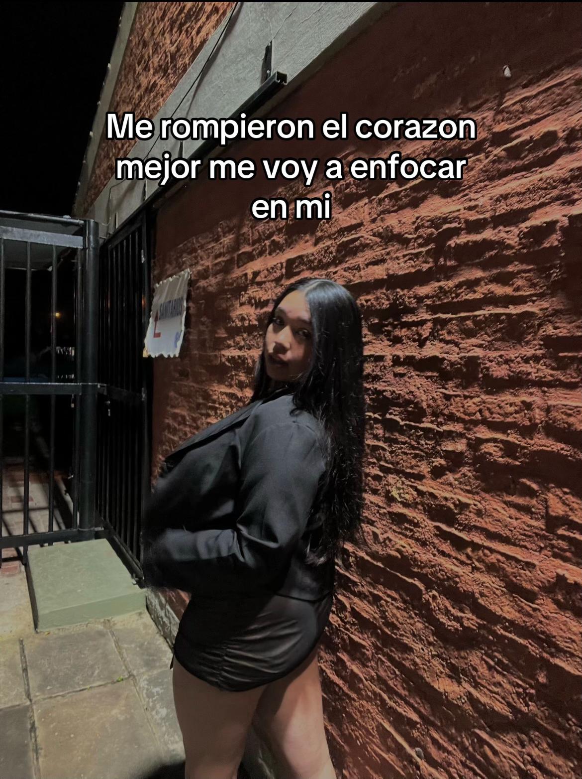 @VALENTINA💋