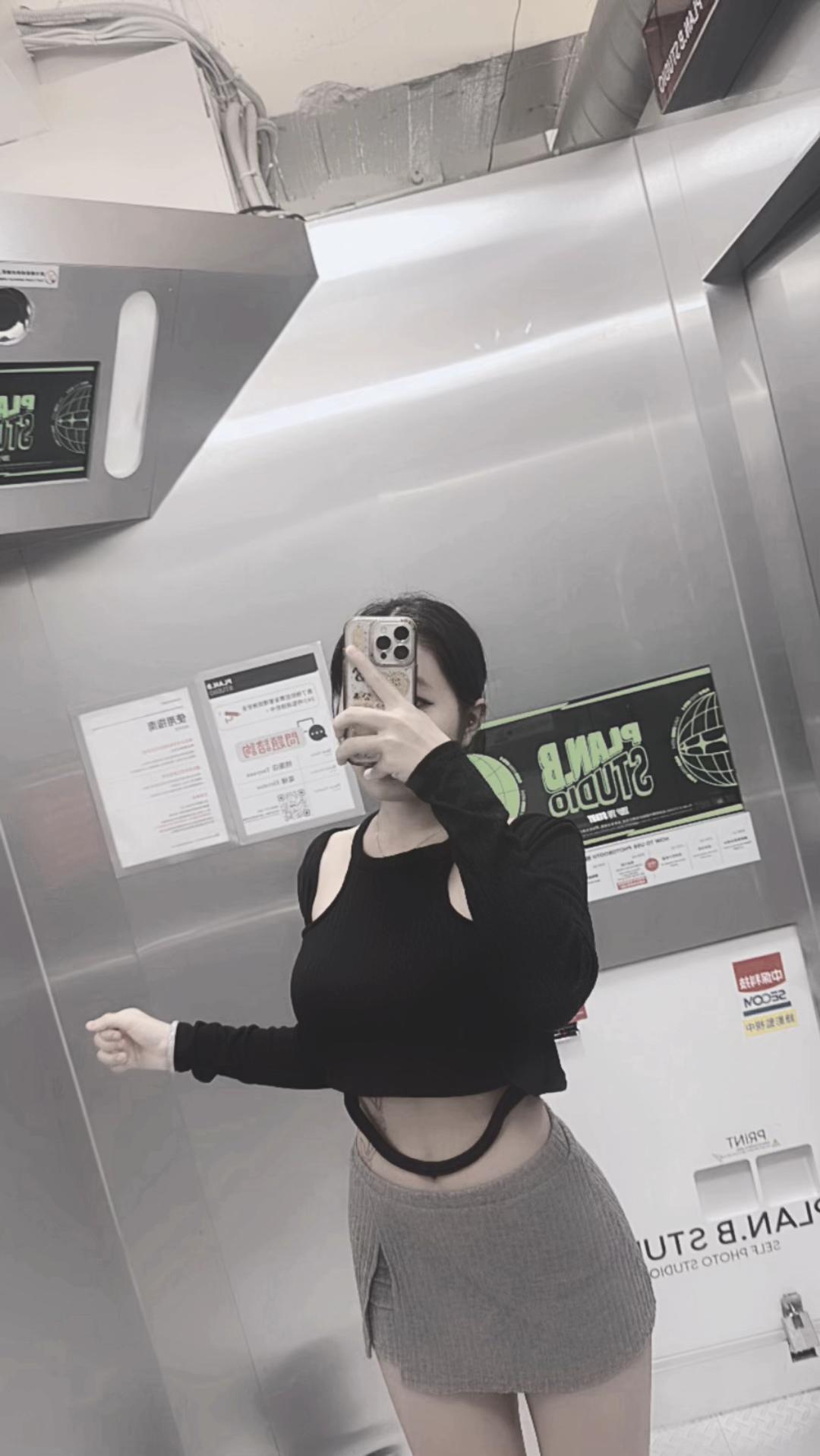 @小妤🎀