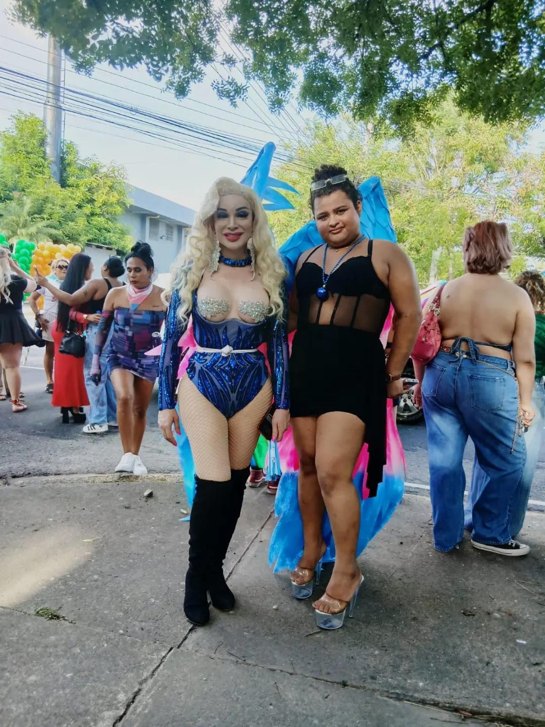 @la Niki hn