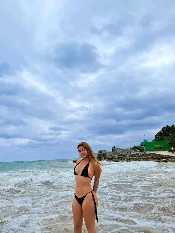 @Karina Lopez 💞⬇️❤️&zwj;🔥