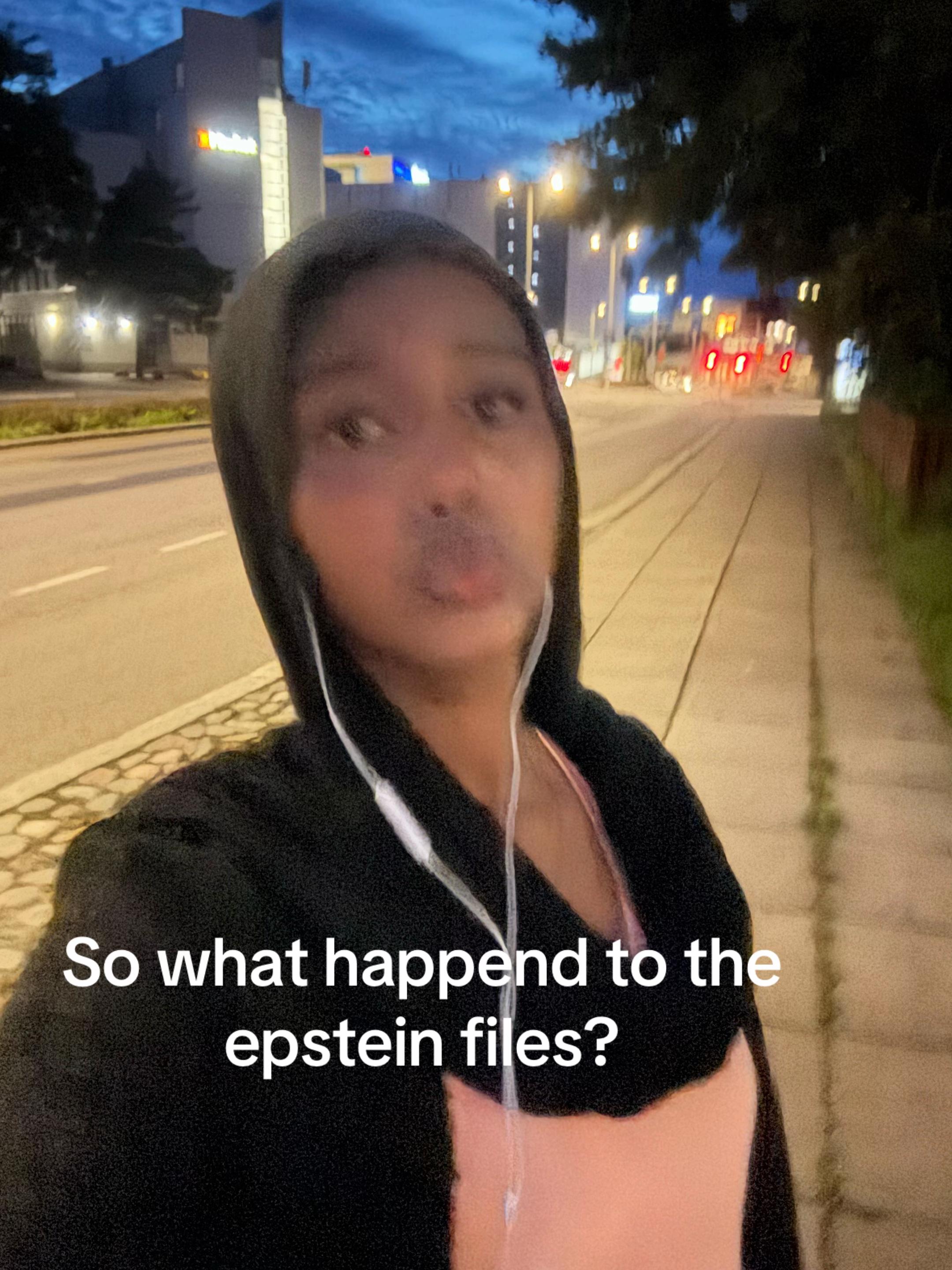 @Huda🥹