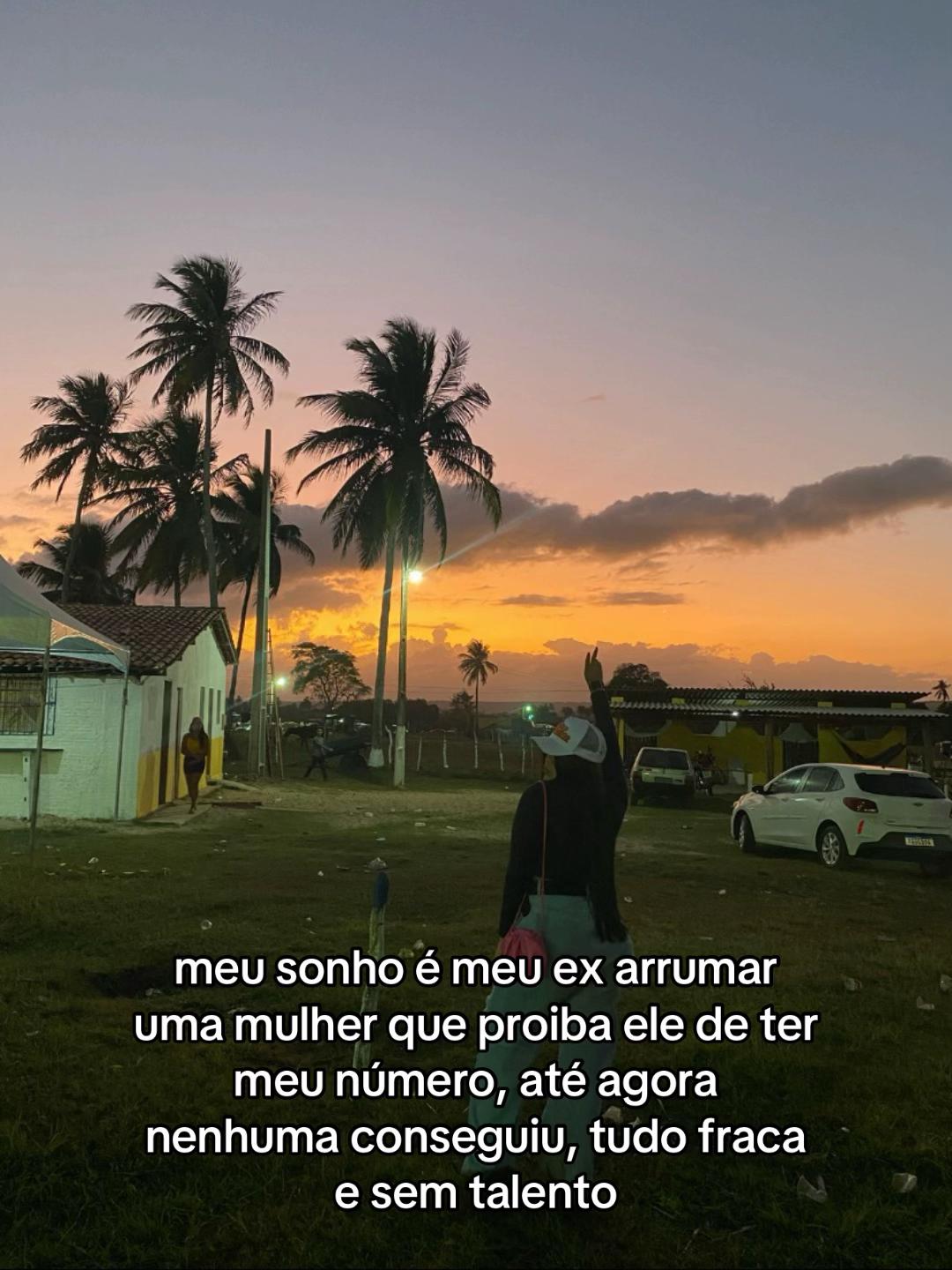 @Vivi Correia