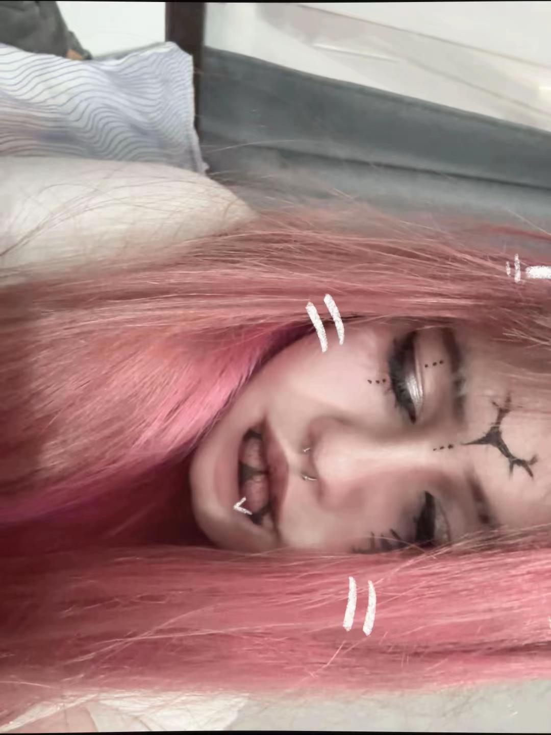 @Фригидна^•^