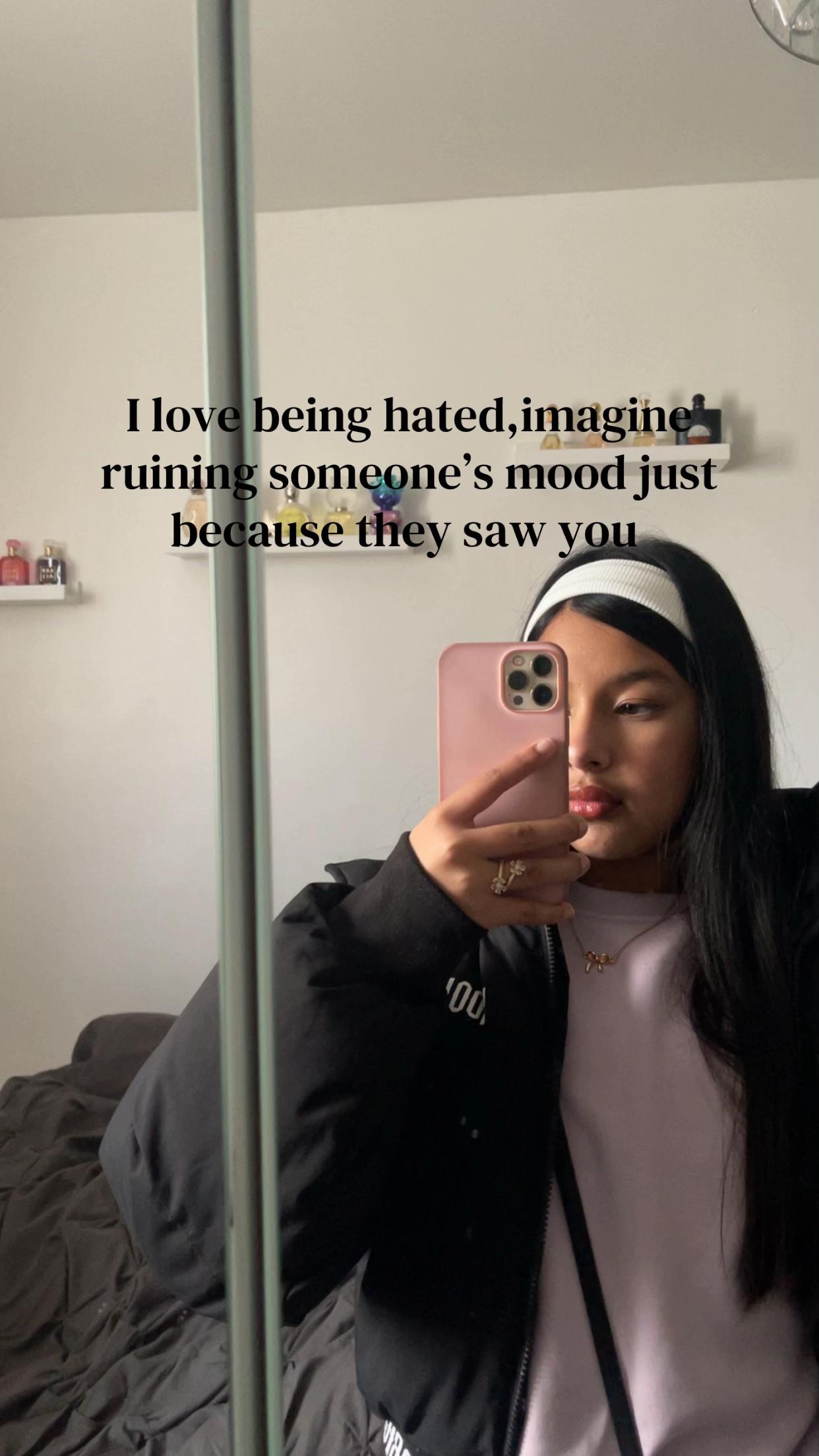 @✨