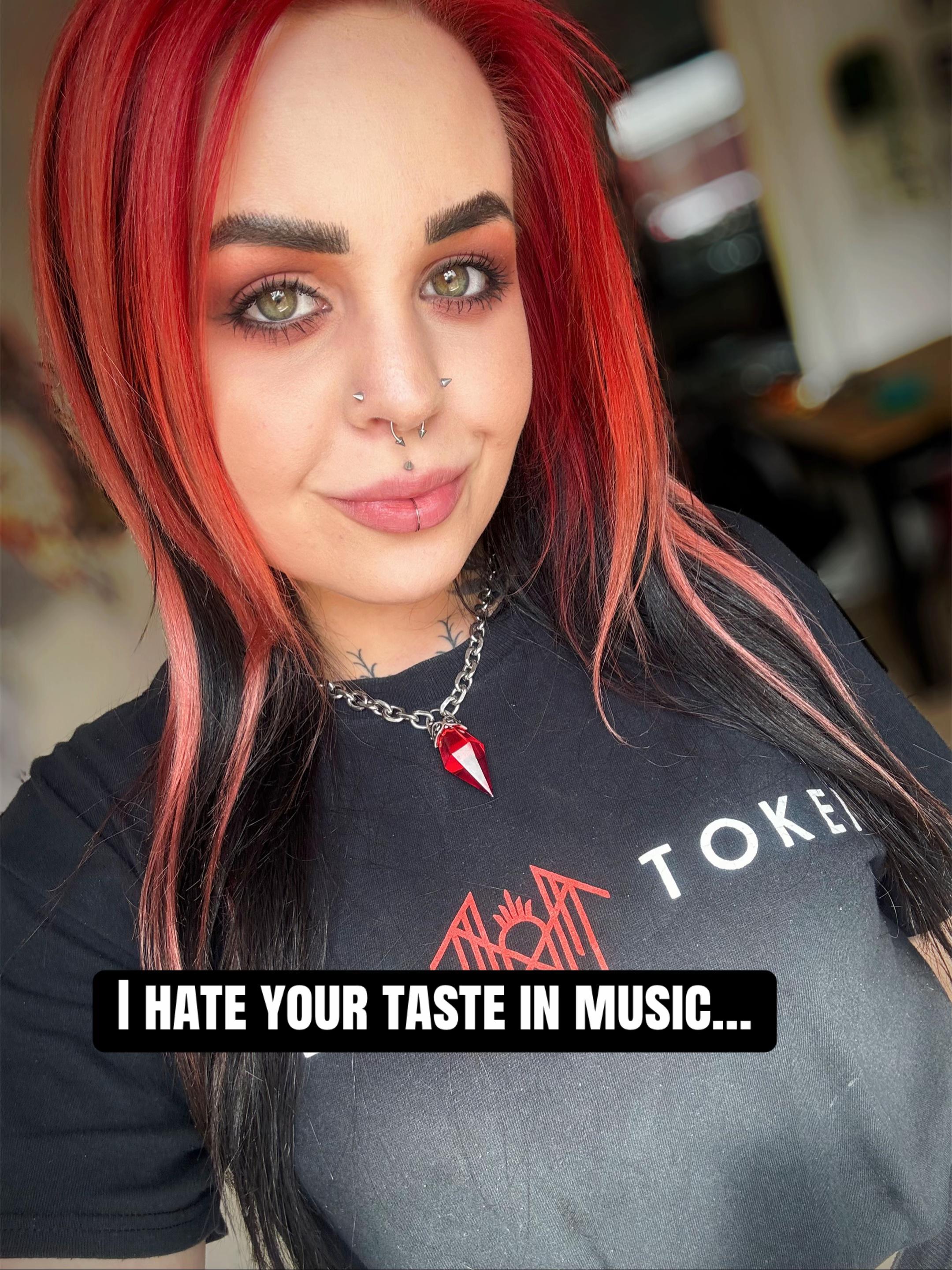 @꧁𝕯𝖊𝖓𝖎𝖘𝖊꧂