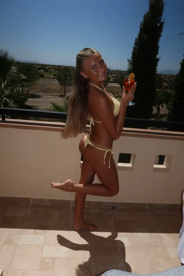 @T