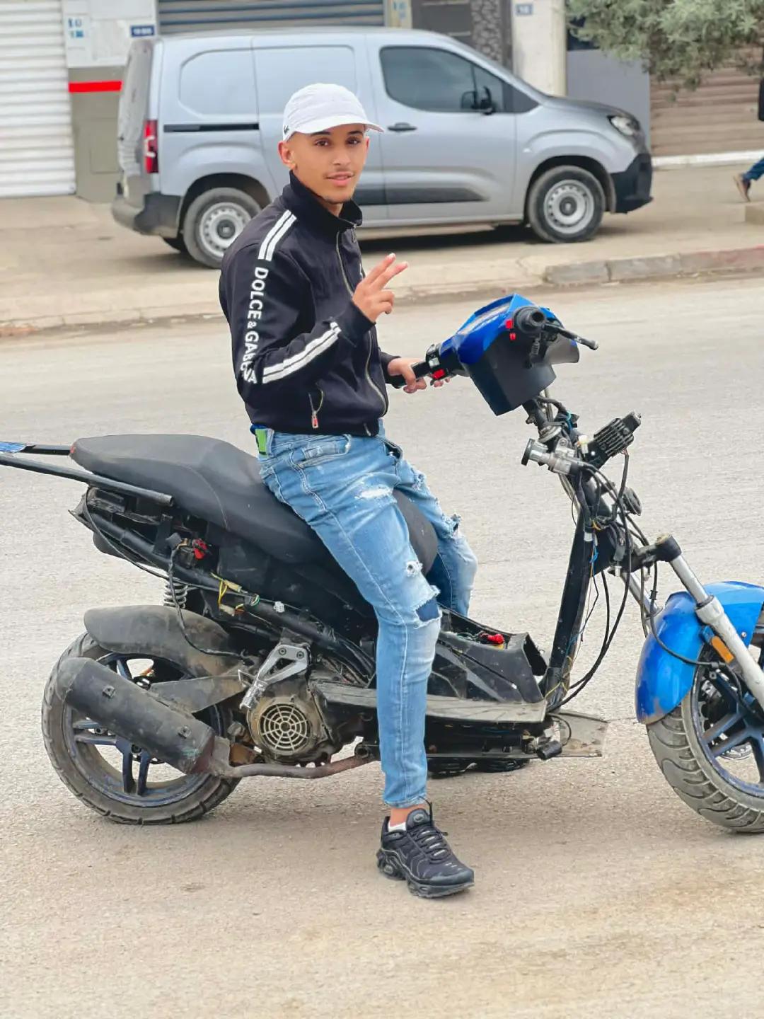 @Djamel_blh🖤🦅