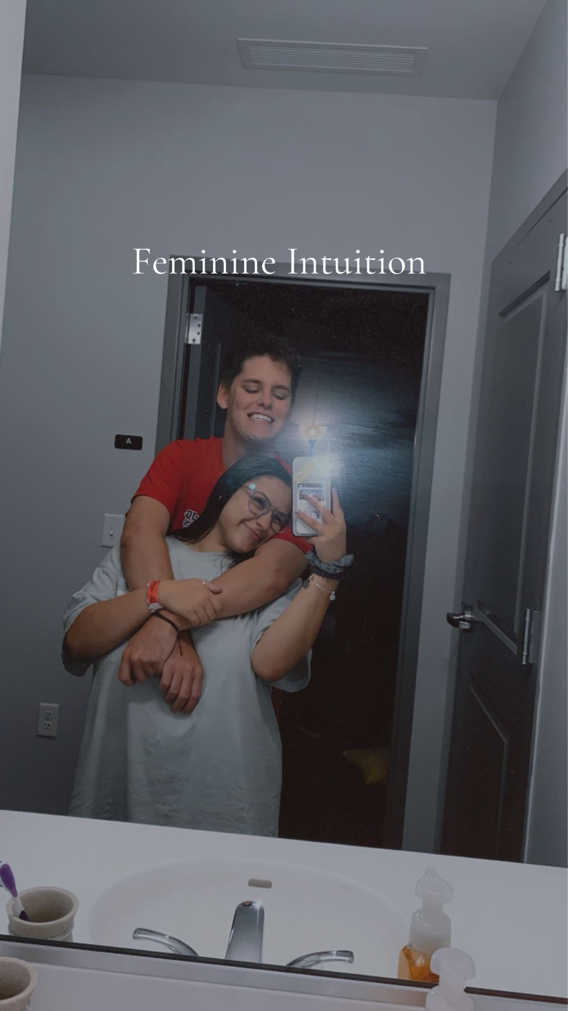 @camarmstrong__