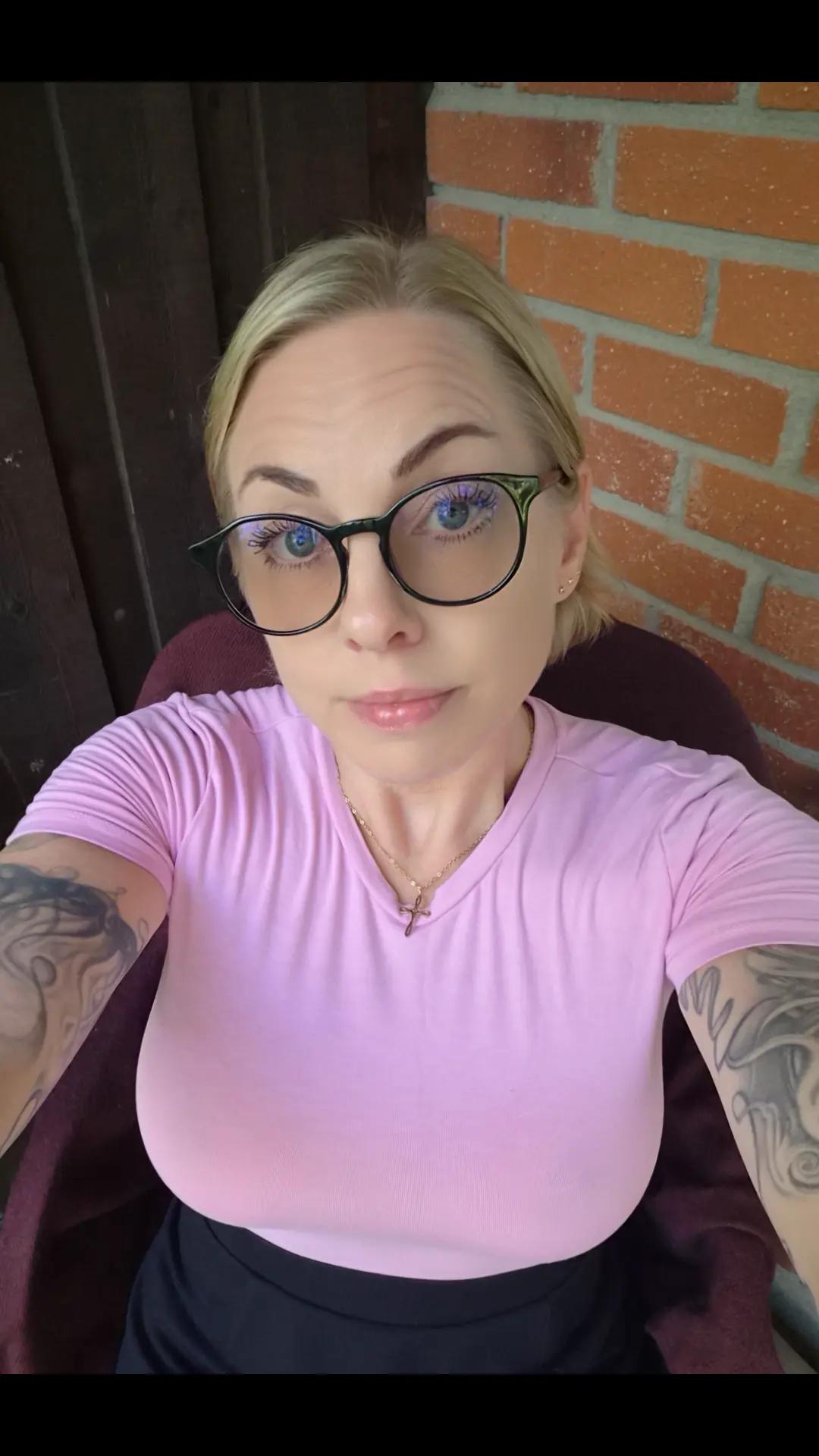 @Veronique_81
