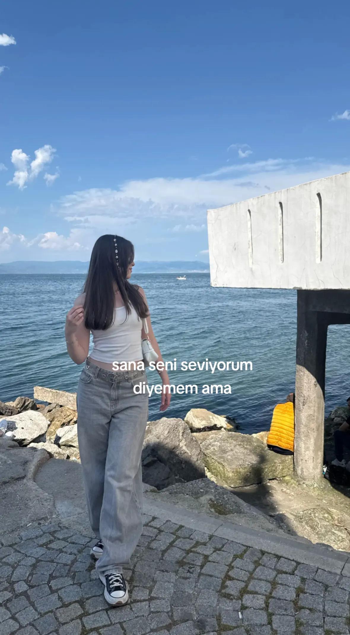 @33nniisssaa