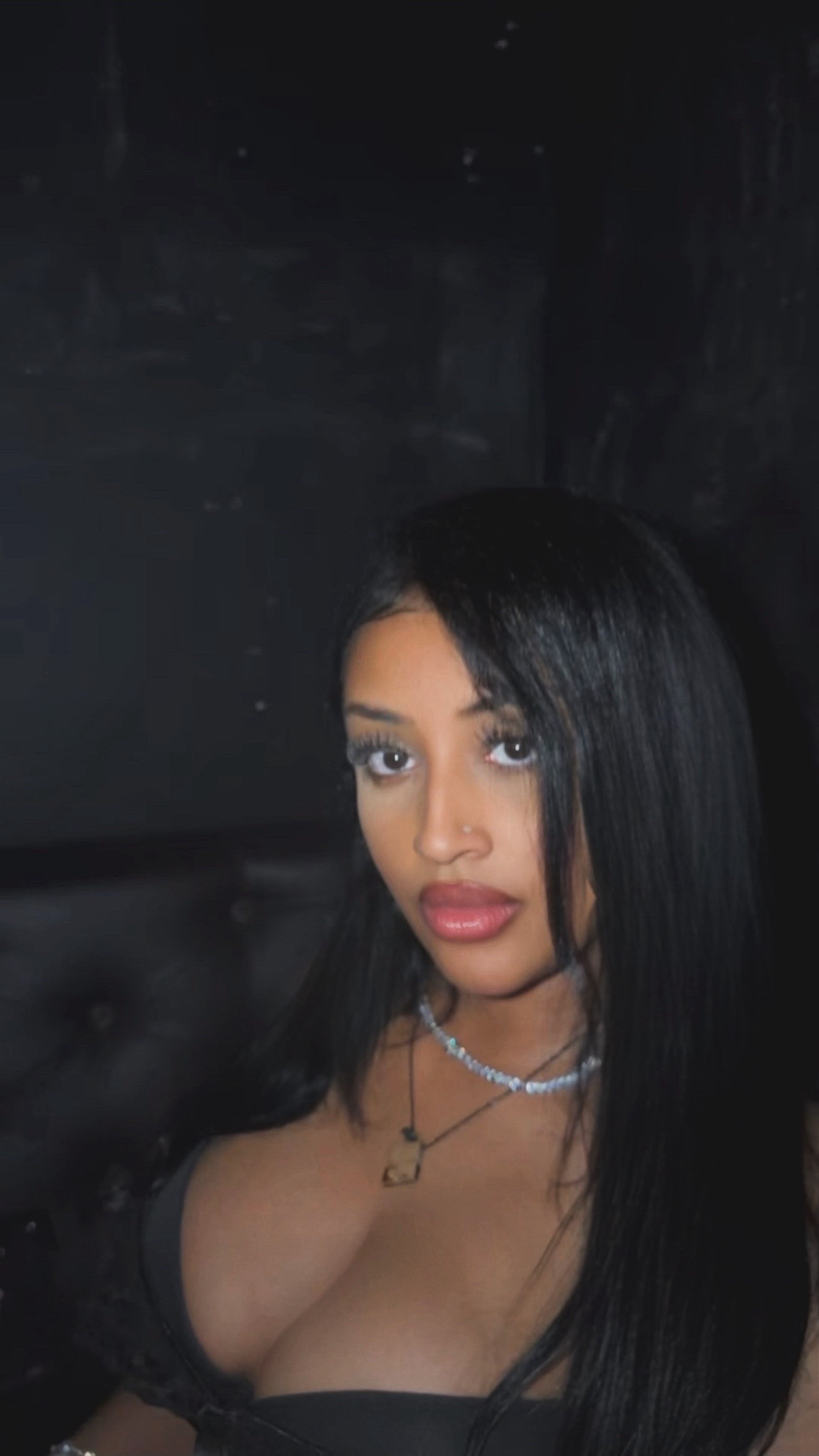 @Lu.