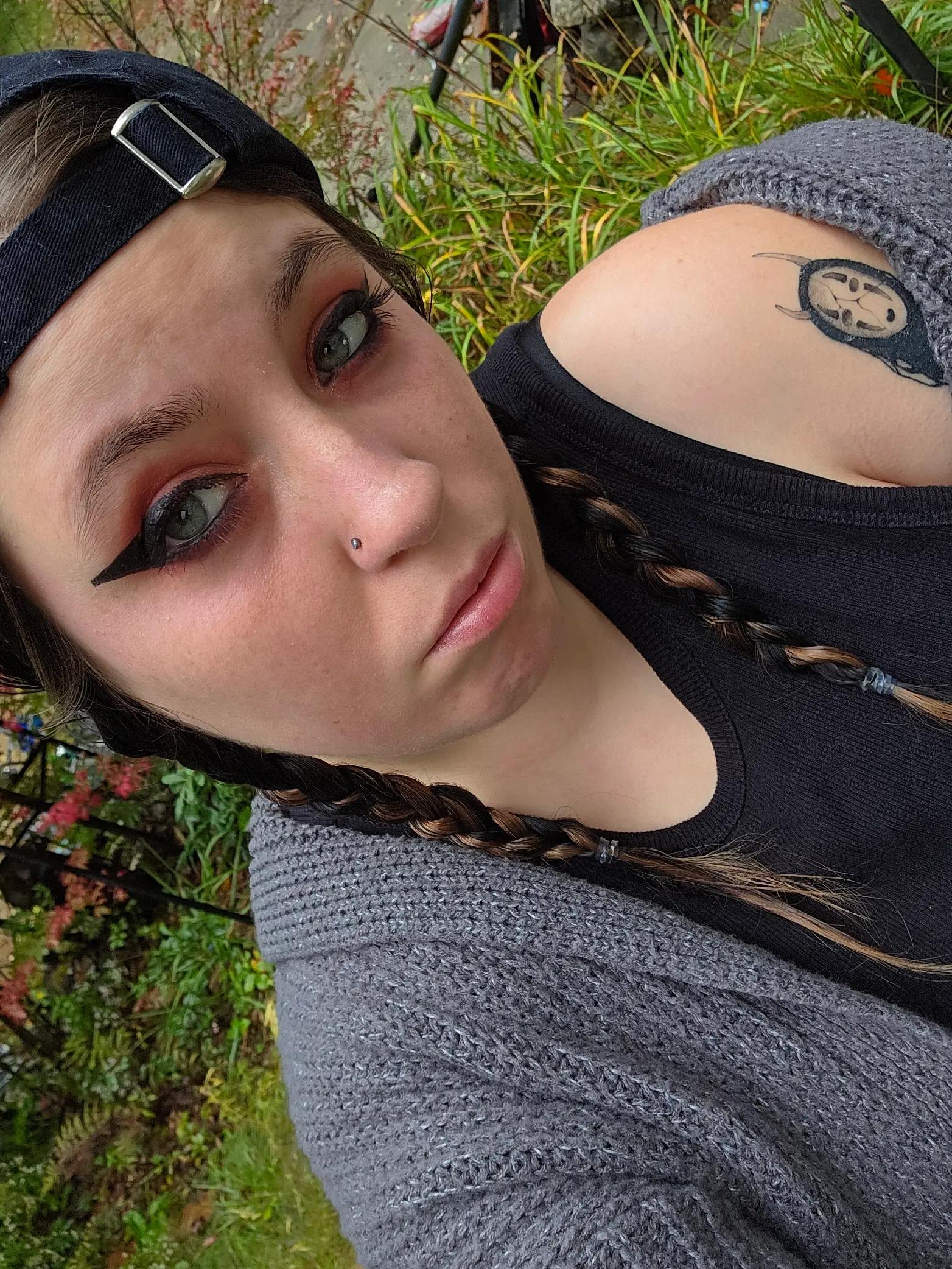 @your_local_emo_lady