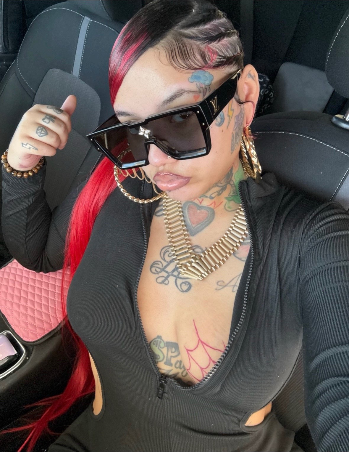 @Yella 🦈