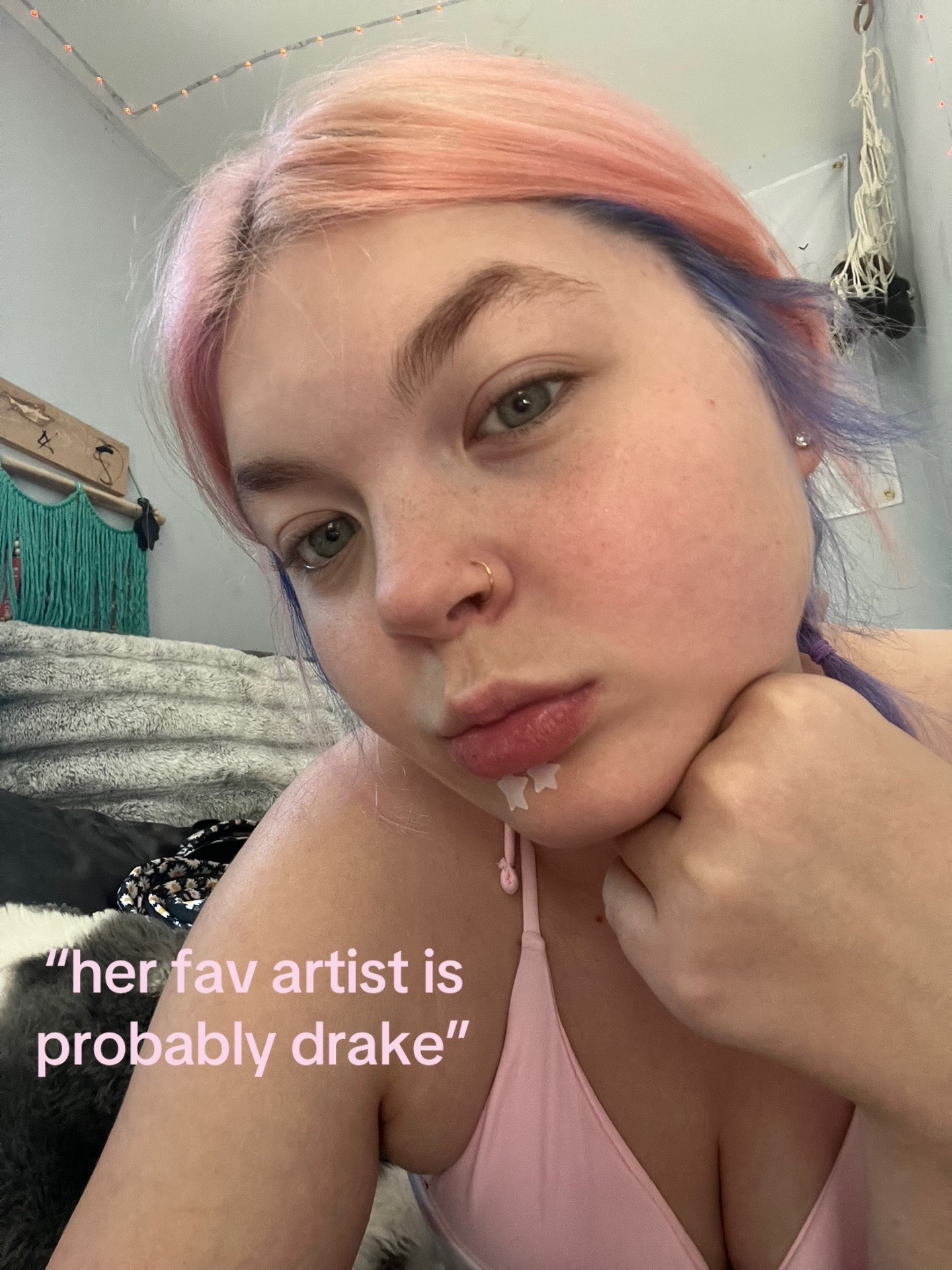 @??