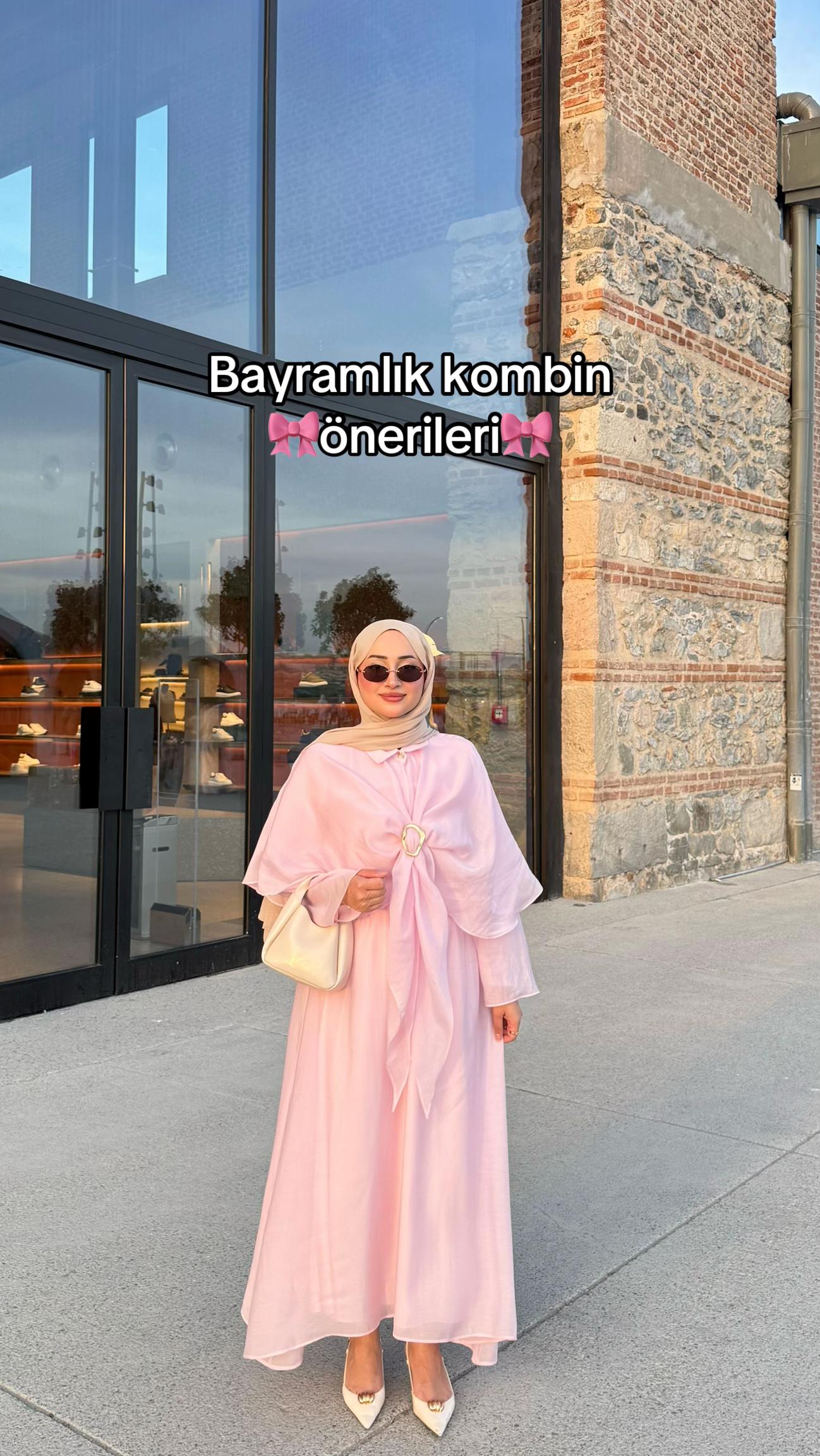 @Cansu