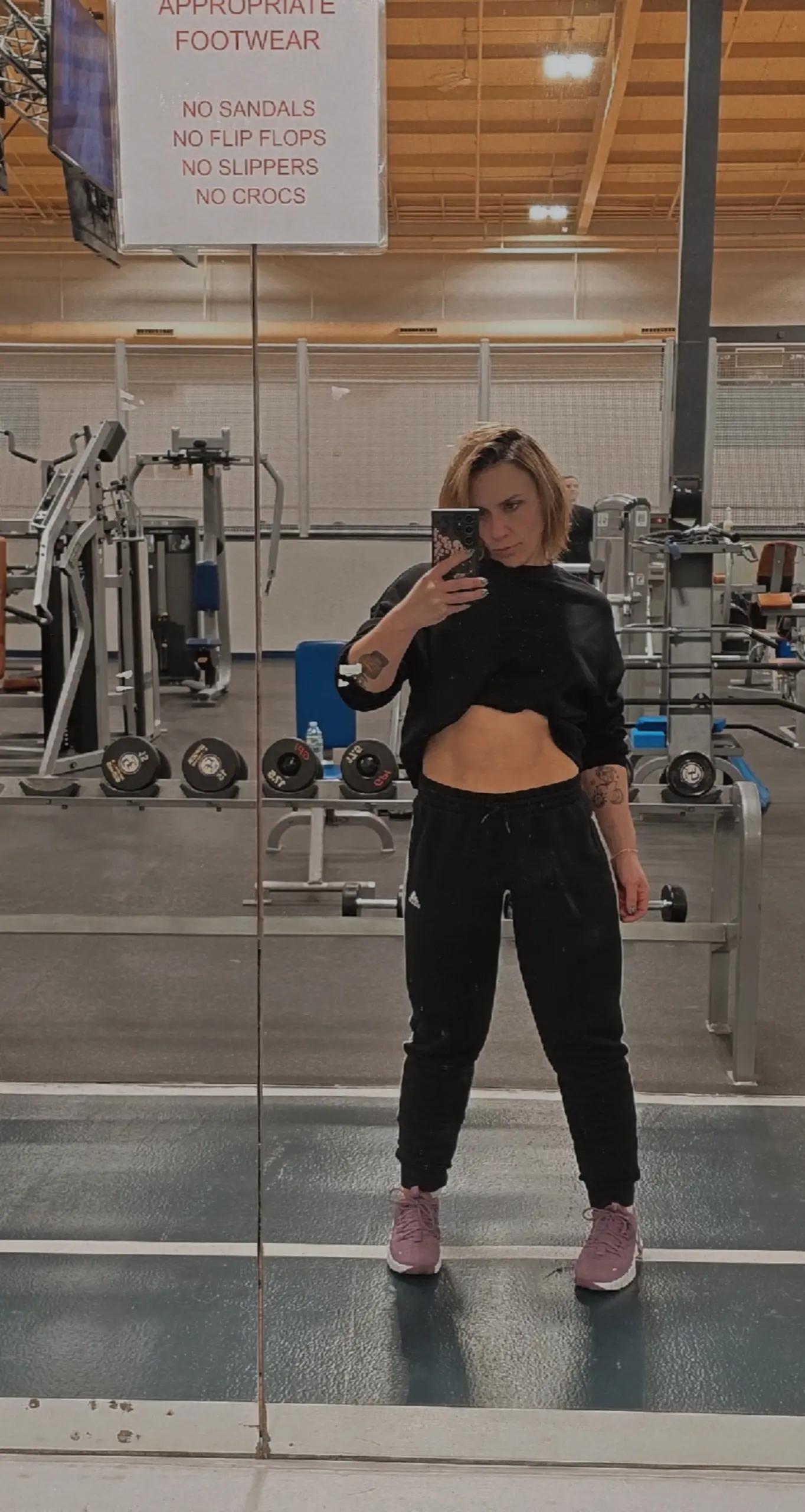 @numinous_nina