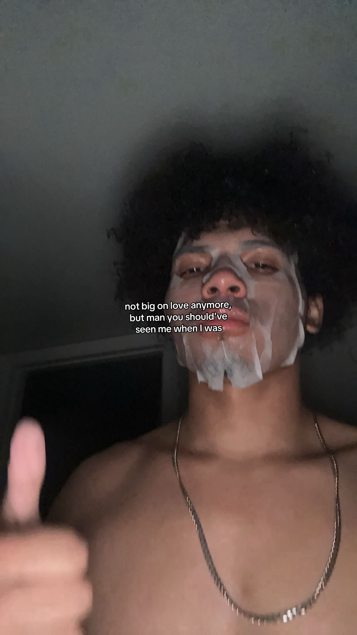 @👤