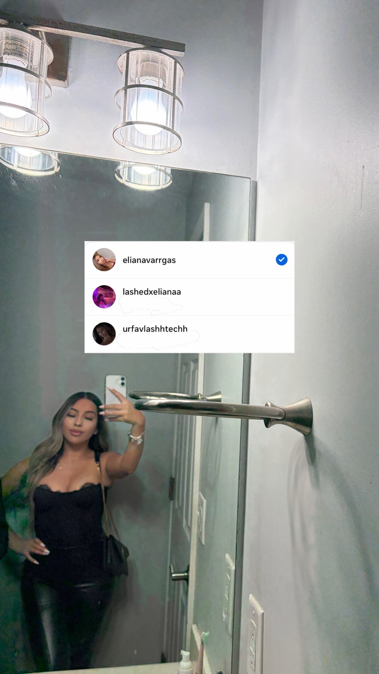 @Eliana ᥫ᭡