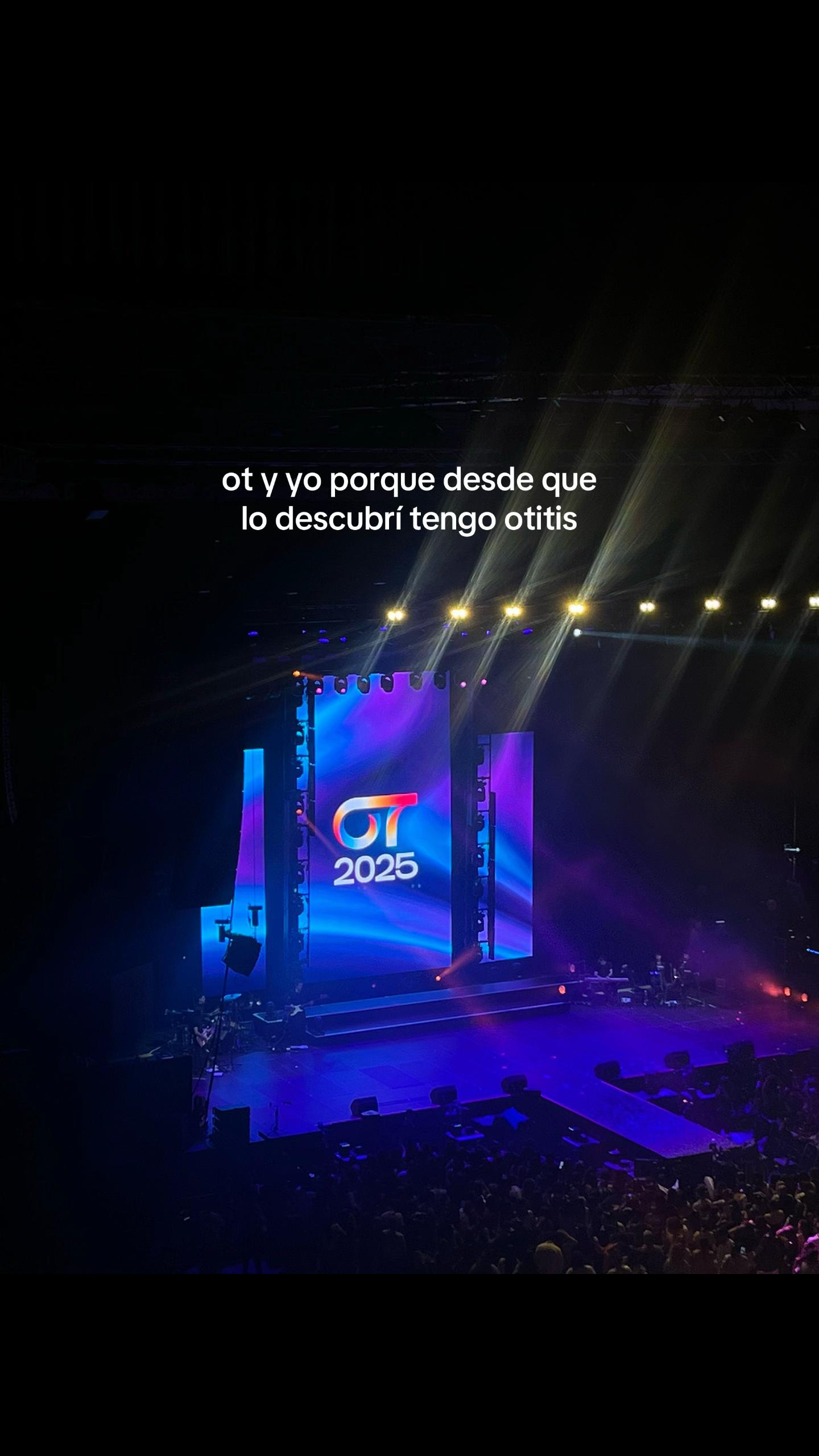 @clαu