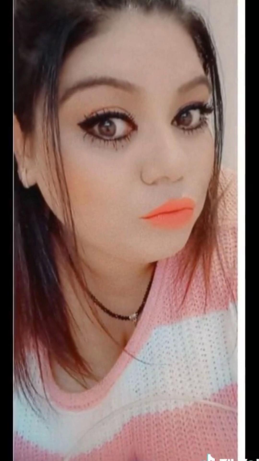 @Çiçek Angelova