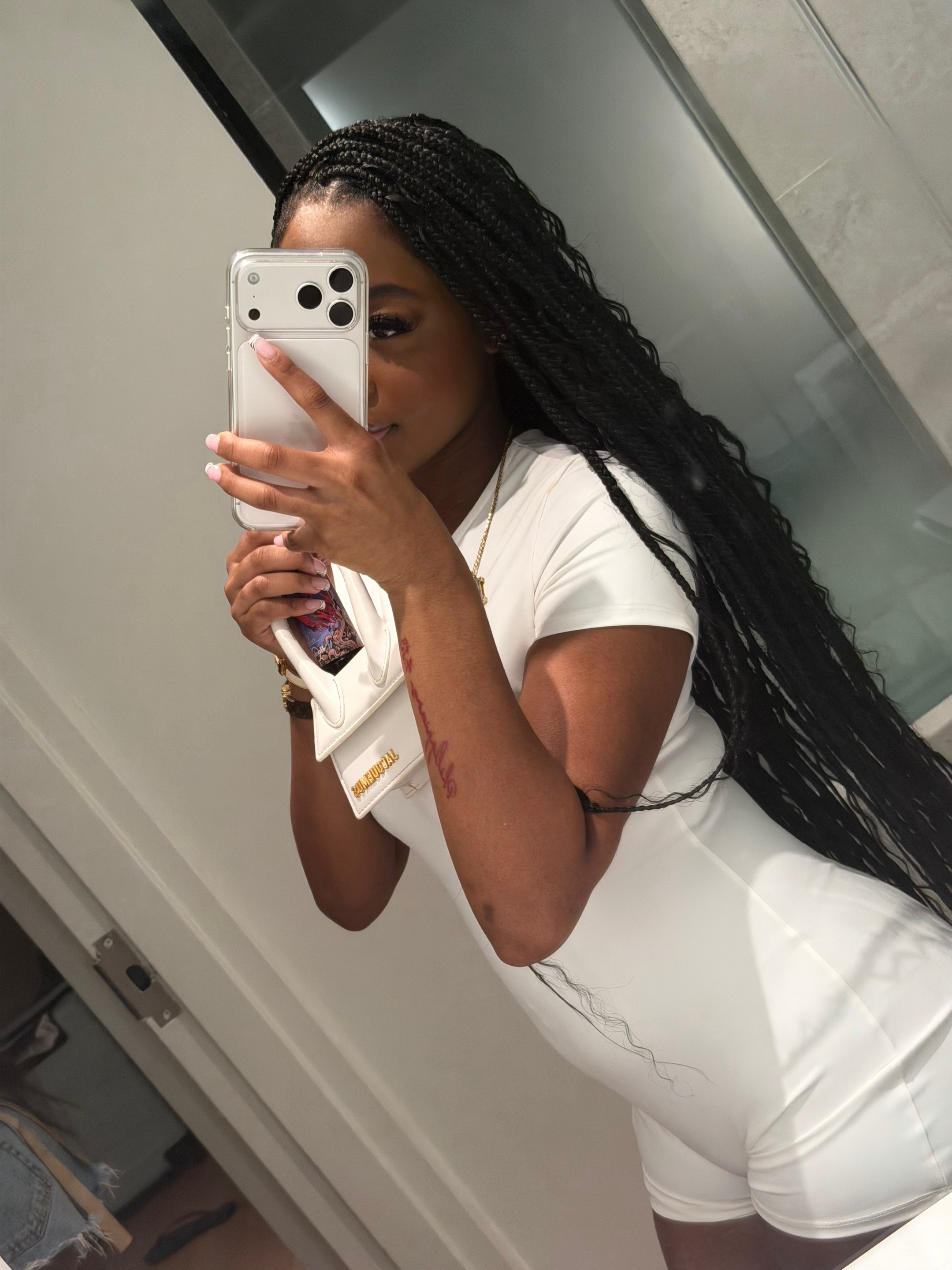@BaddaGyal_🎀