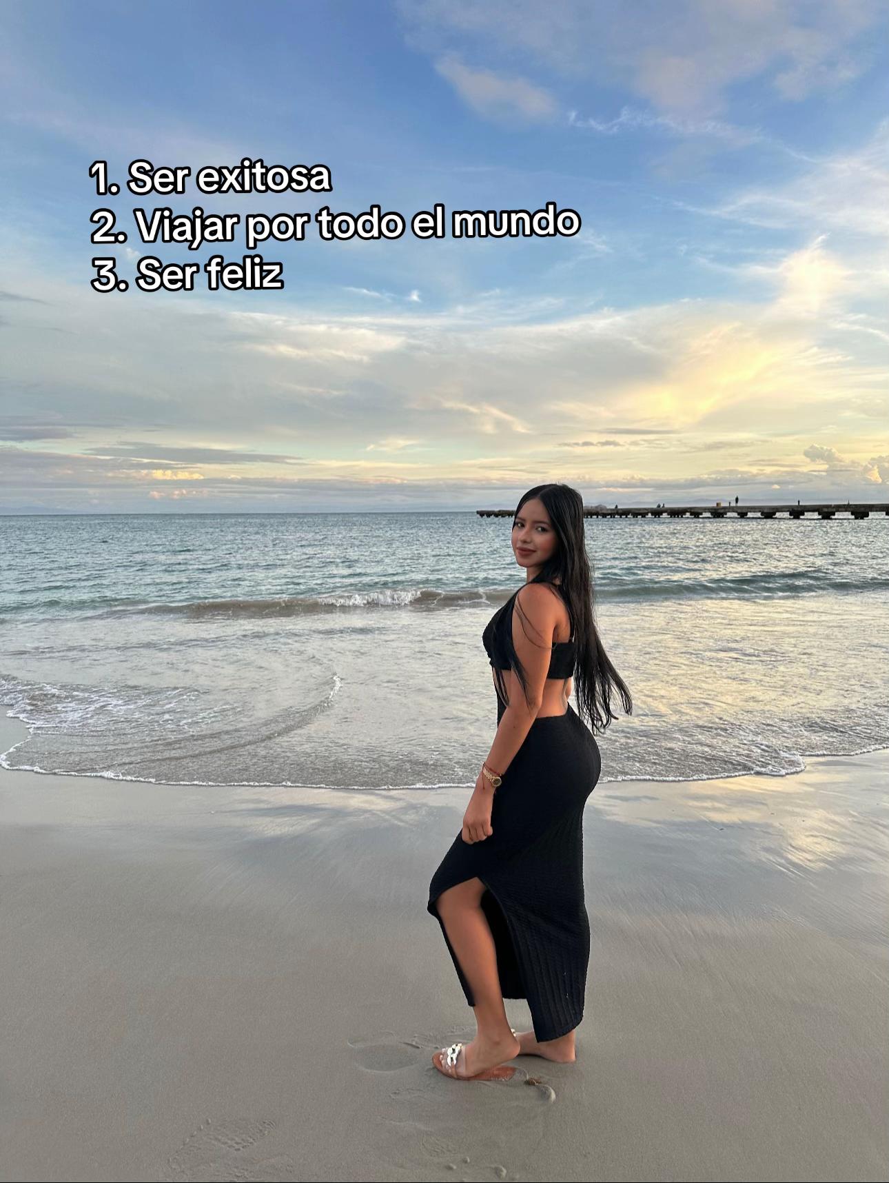 @_victoriavalentinar