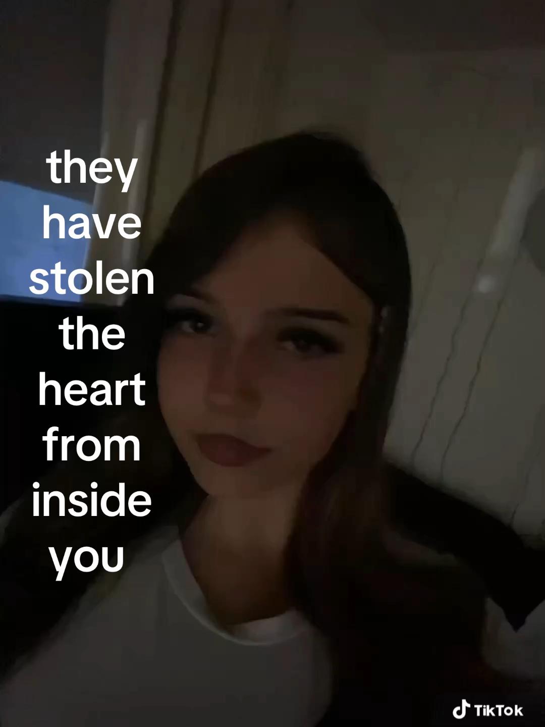 @👤