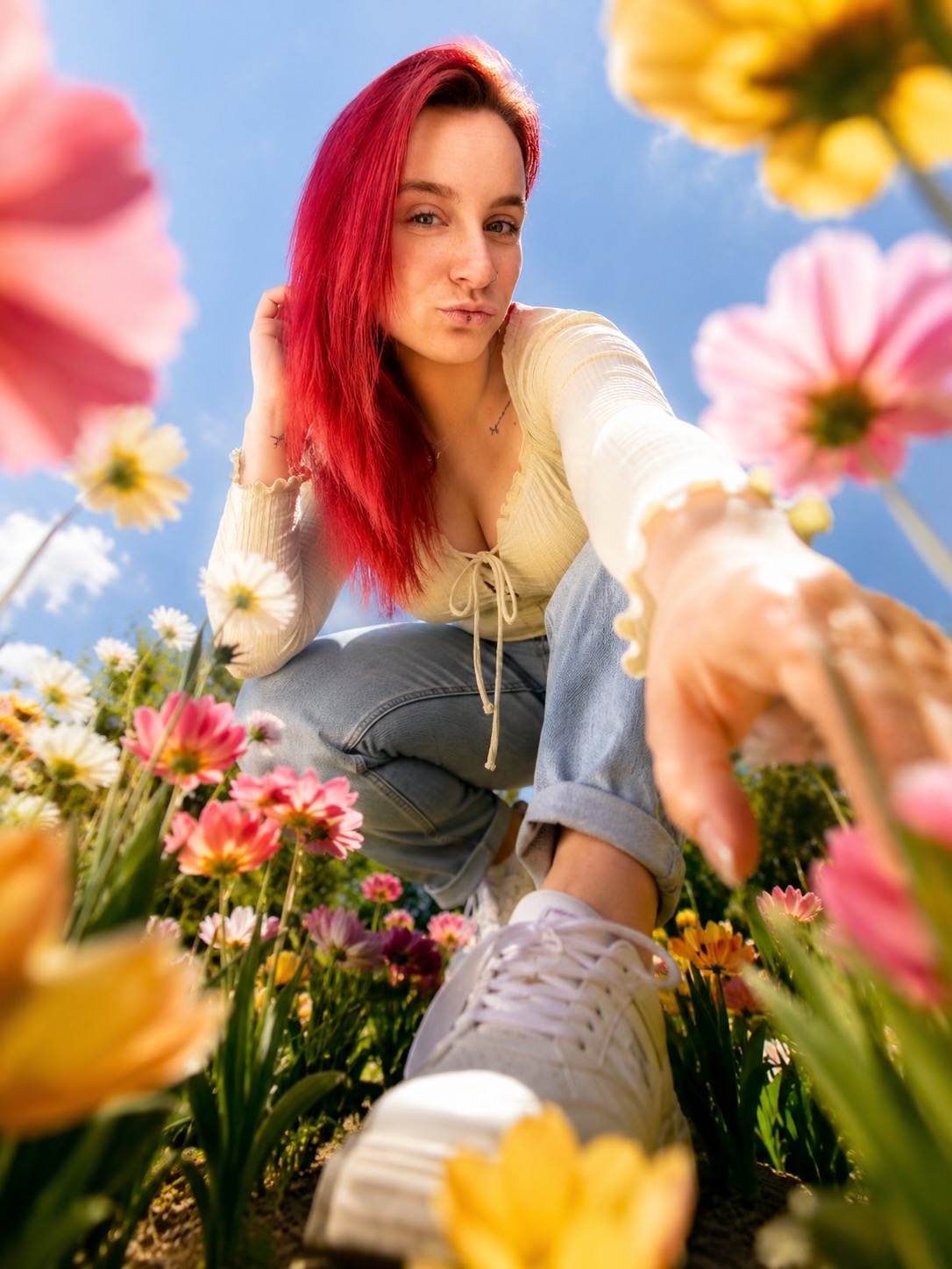 @；  𝐿𝒾𝓃𝑒 ；