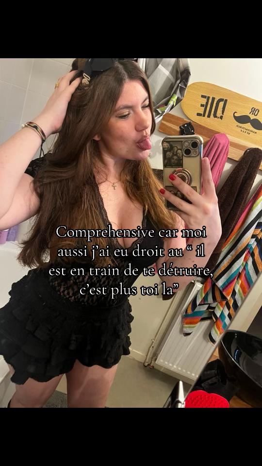 @🪩