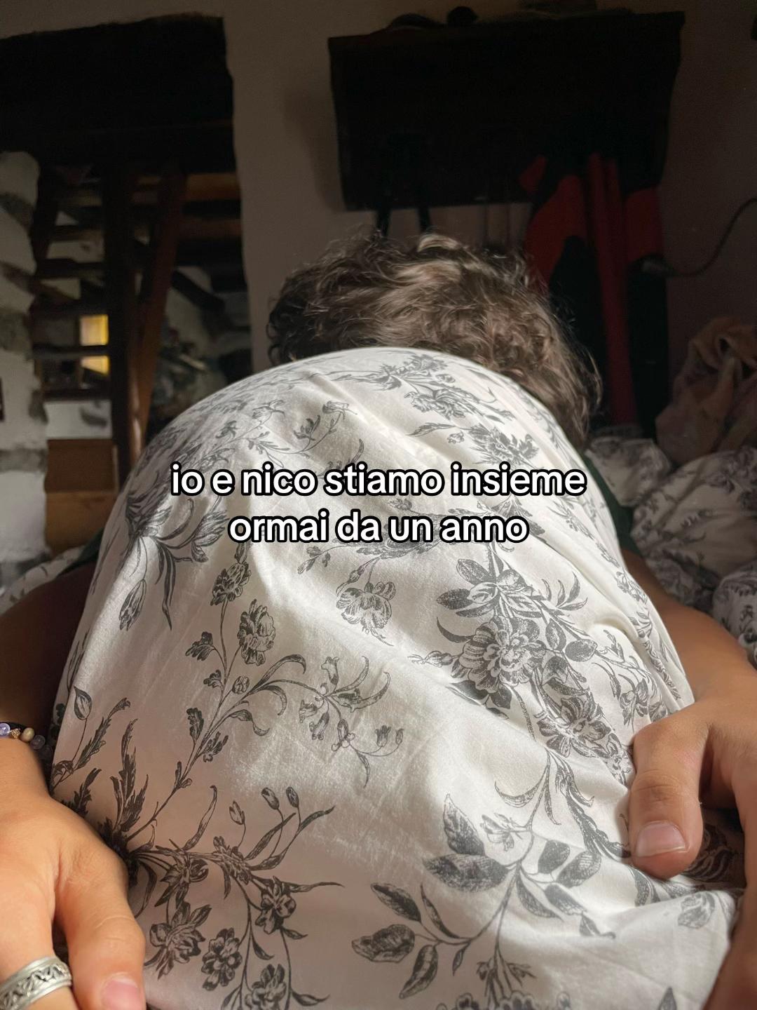 @🦦