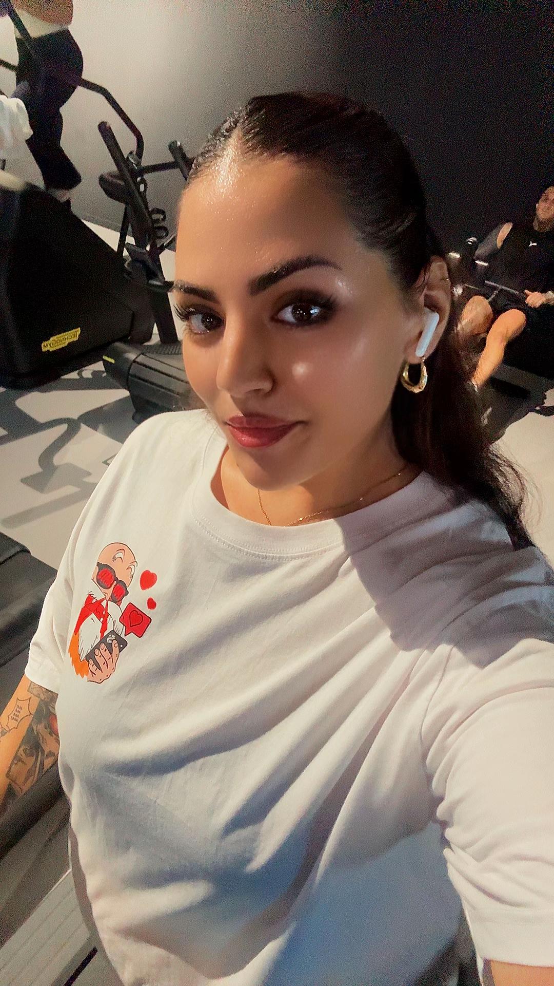 @Yasmín 🧿