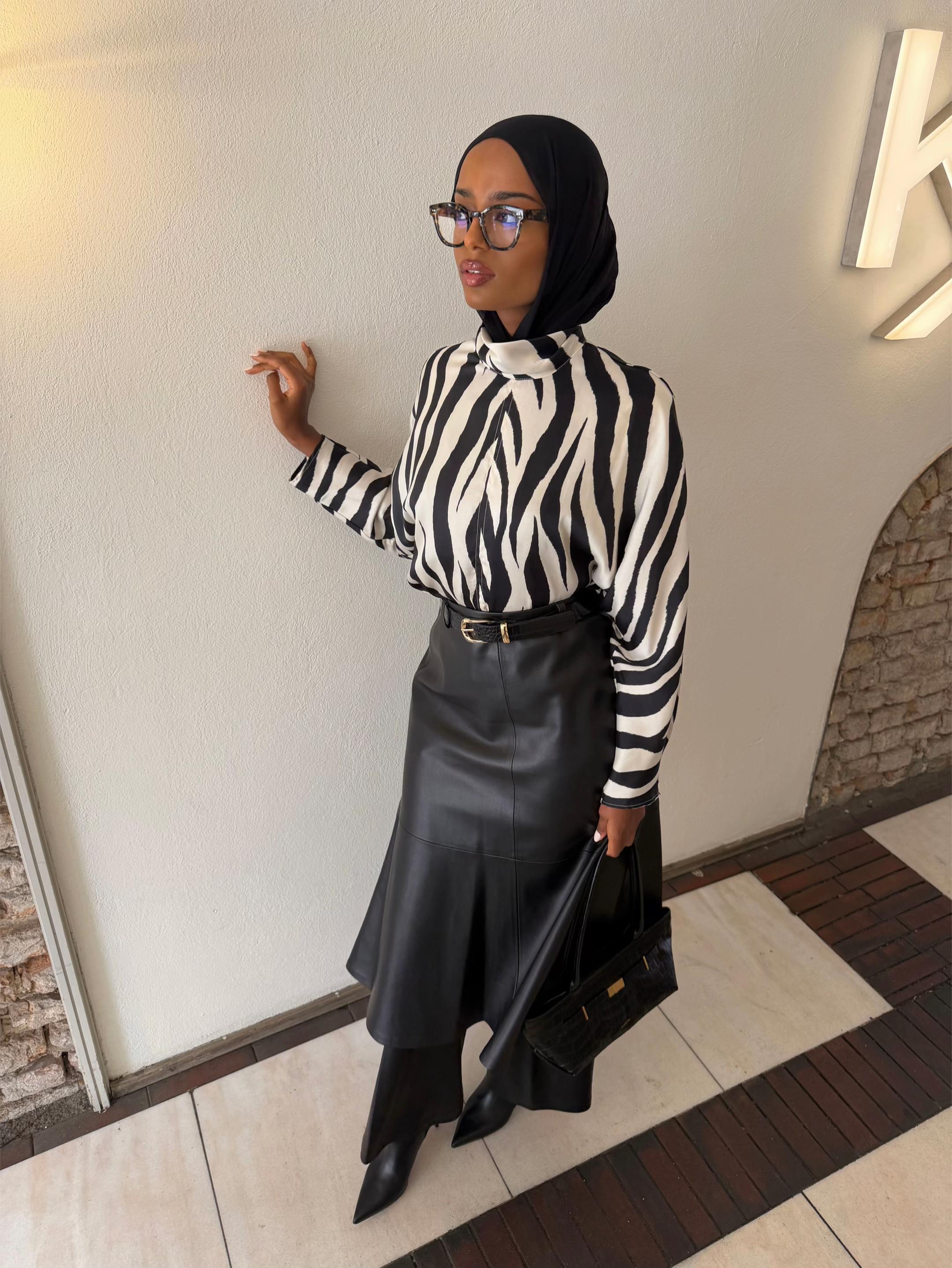 @wolfieaziza