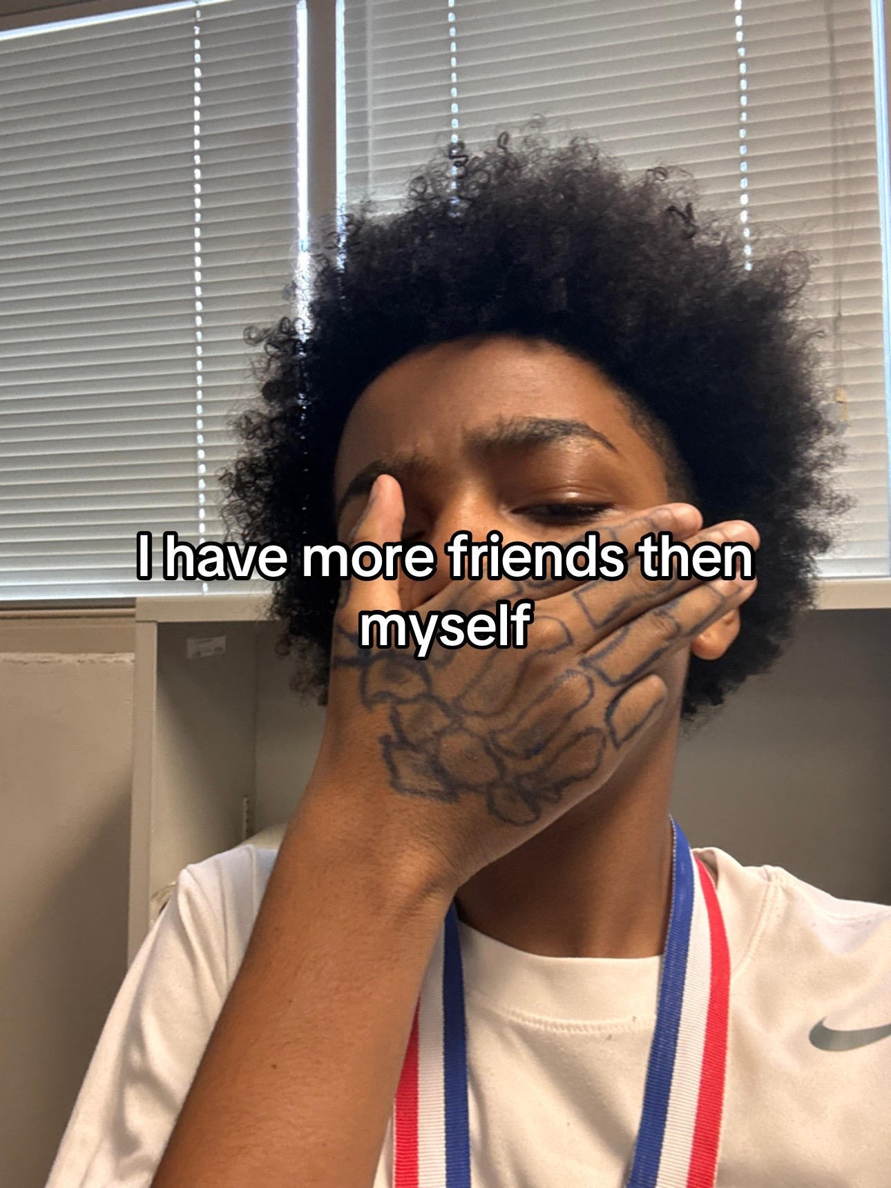 @ilovetohoopz