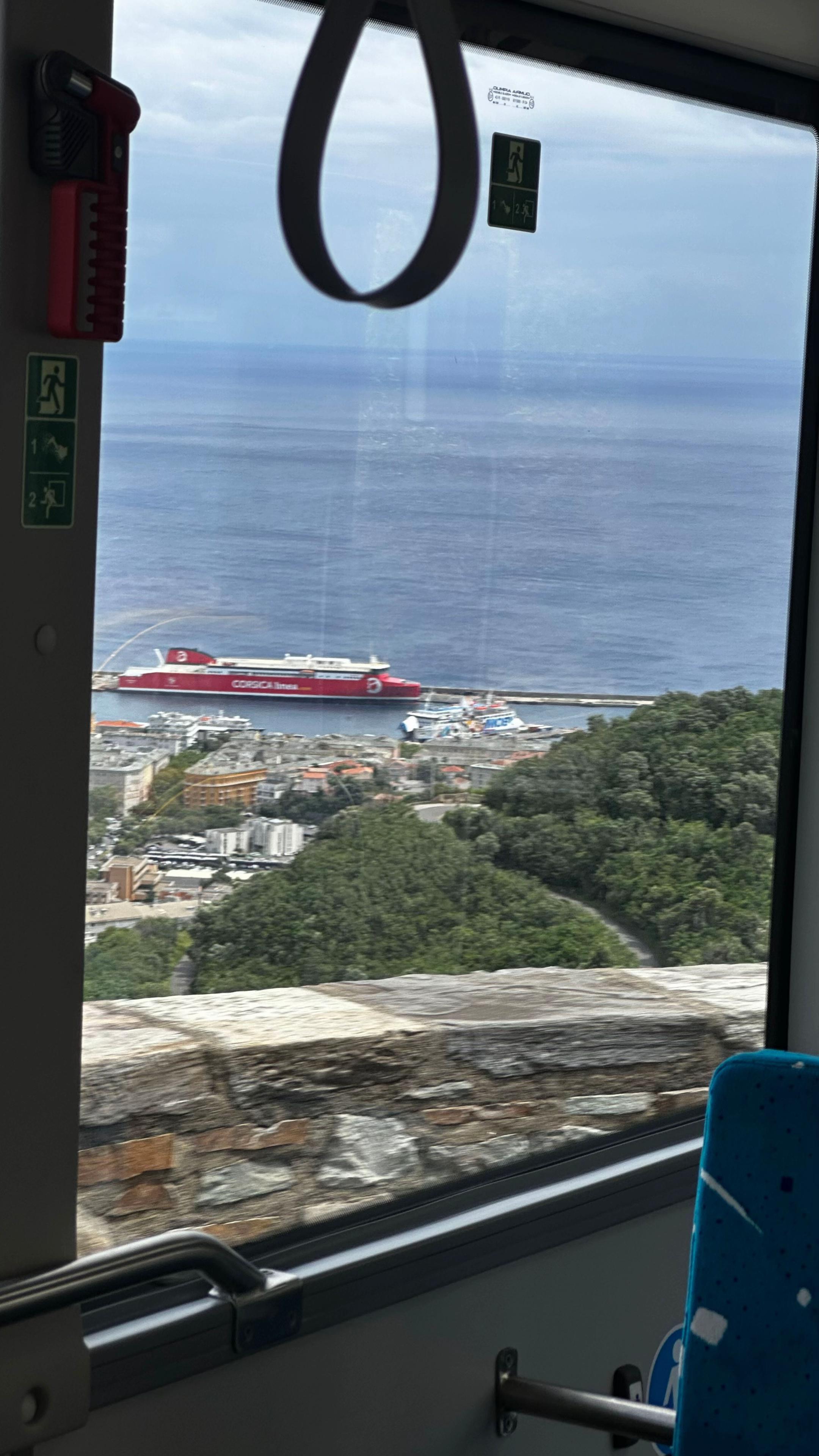 @MarekViniol1972🇵🇱🇫🇷🏴&zwj;☠️