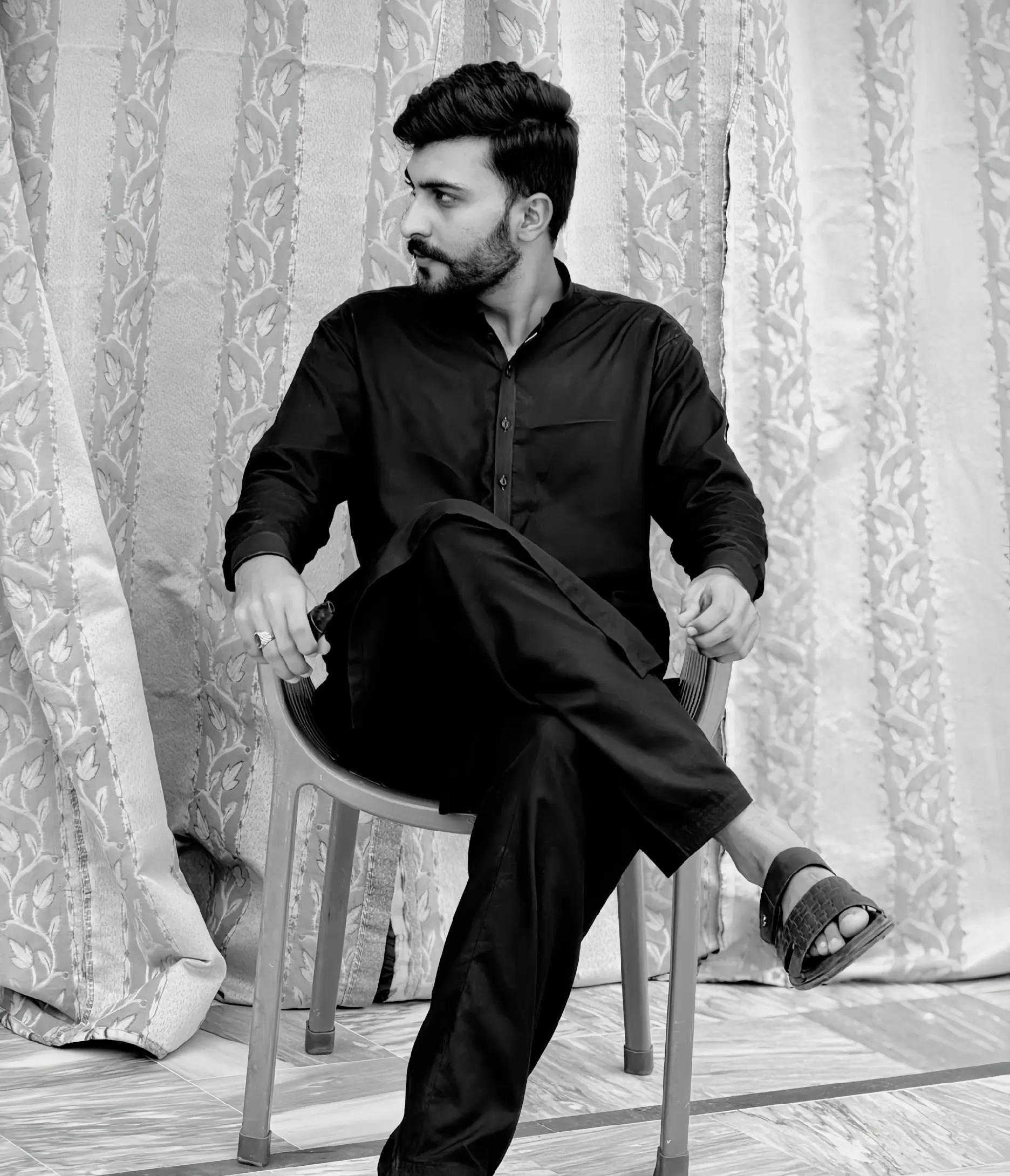 @ہاشم اعوان ⚜️