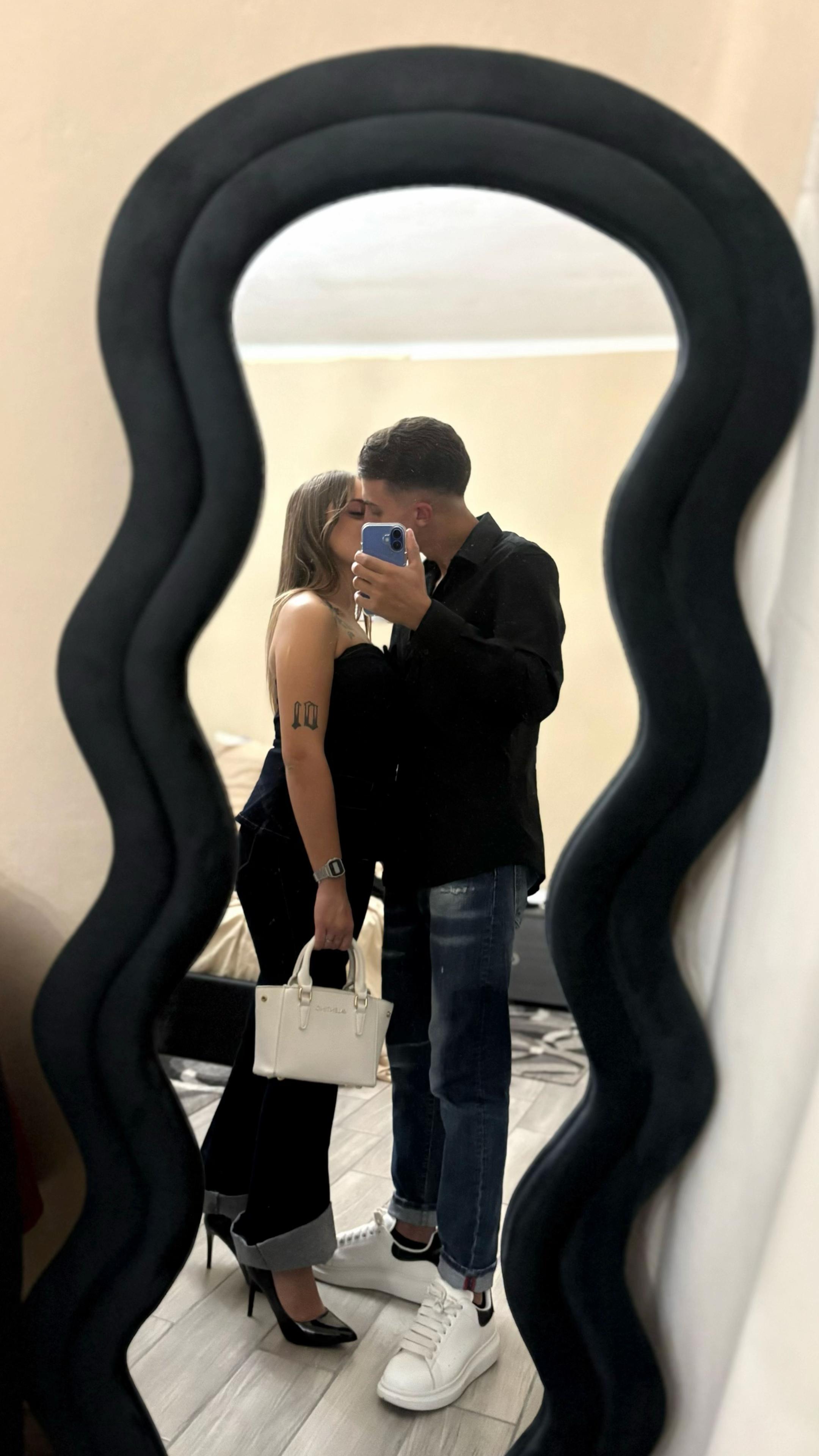 @𝑻𝒐𝒏𝒚.𝒈𝒊𝒐𝒓𝒈𝒊𝒂𝟏𝟒⛓️