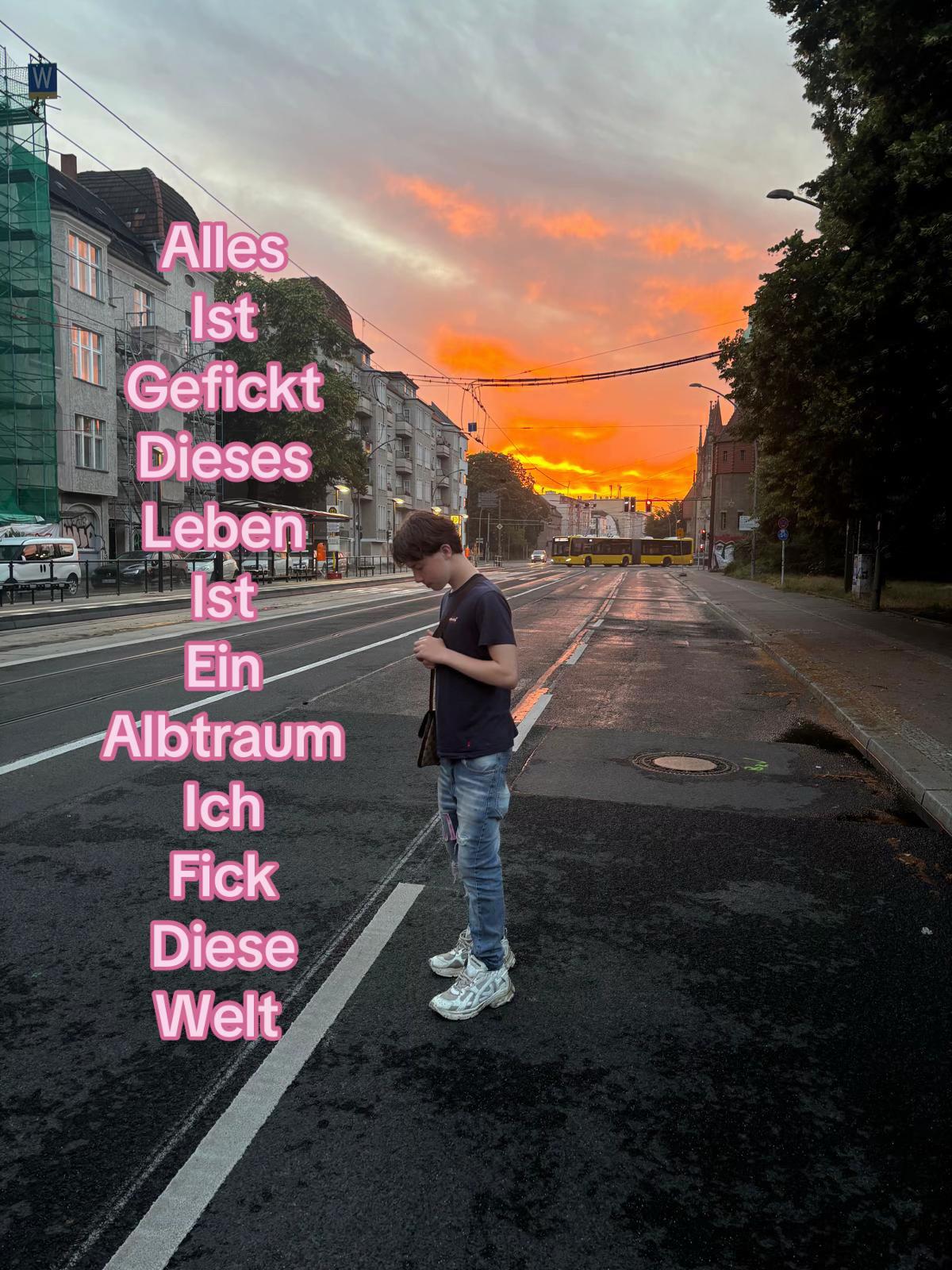 @🧞&zwj;♂️