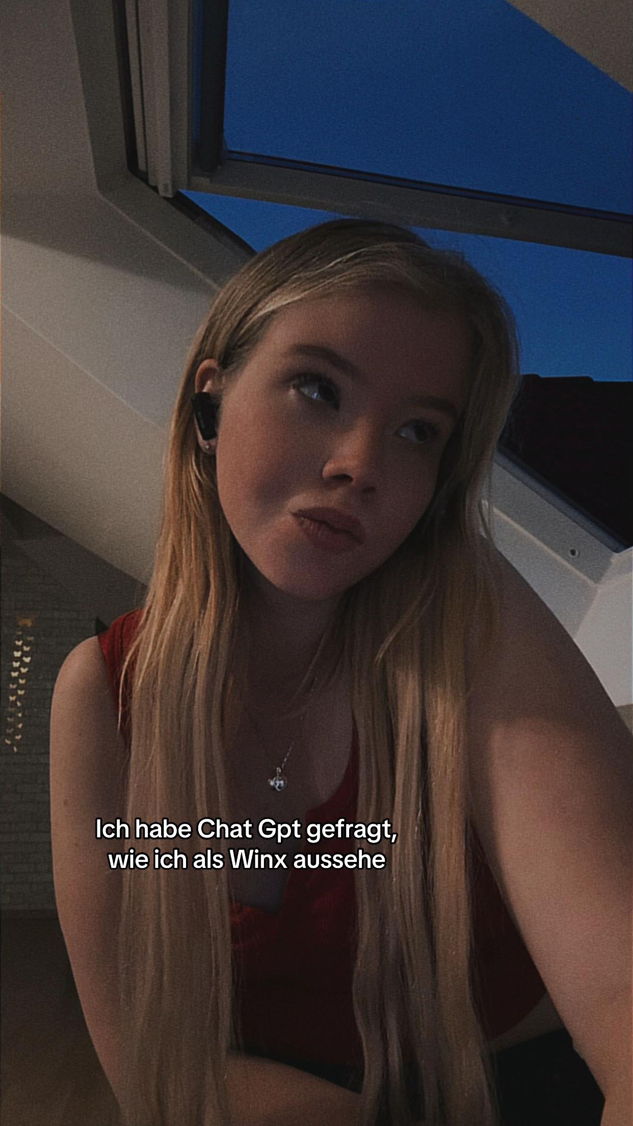 @Laura 🖤 🧸