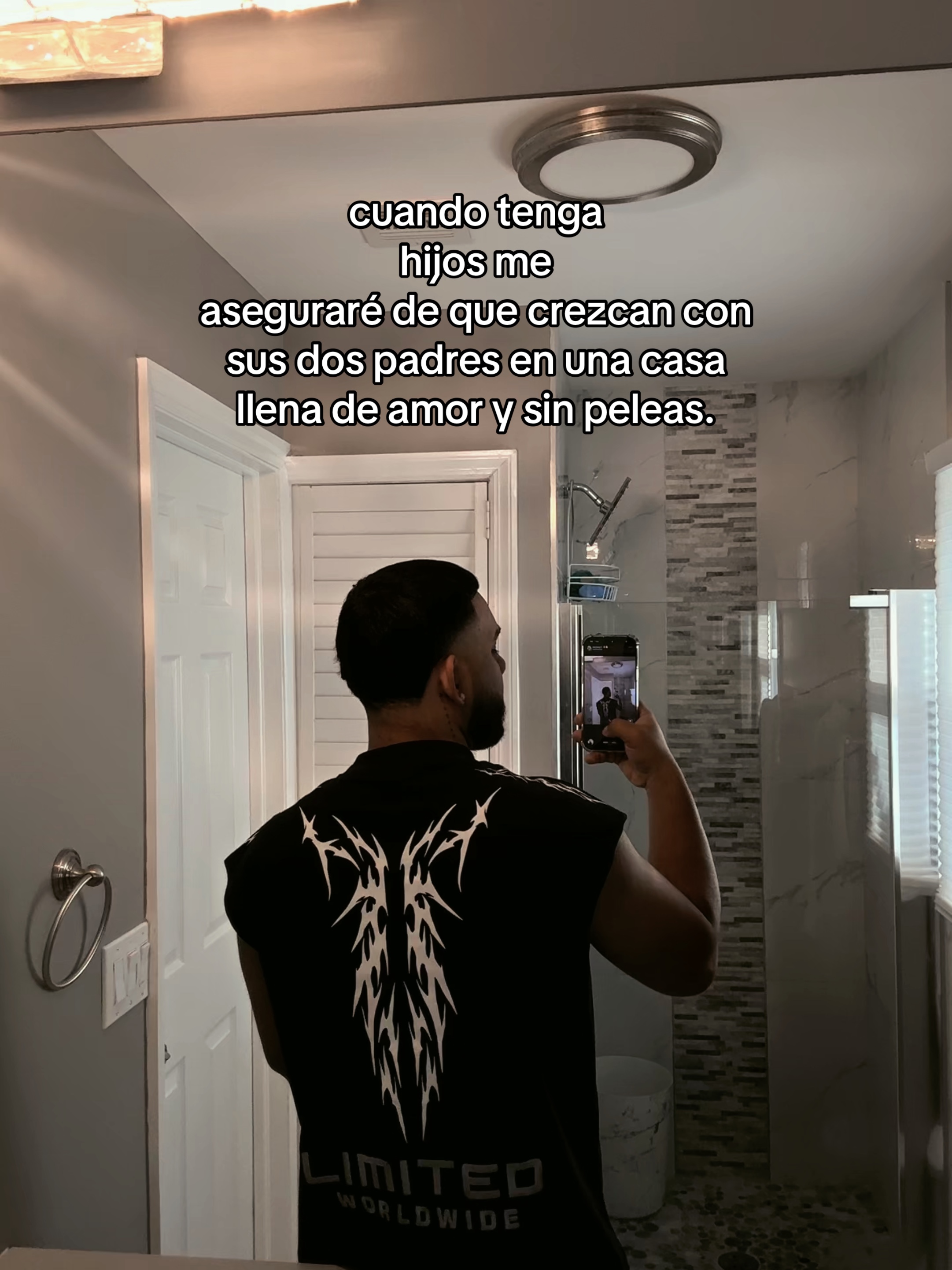 @𝒜𝓁𝑒𝓍 𝒥. 𝐸𝓈𝓅𝒾𝓃𝒶𝓁