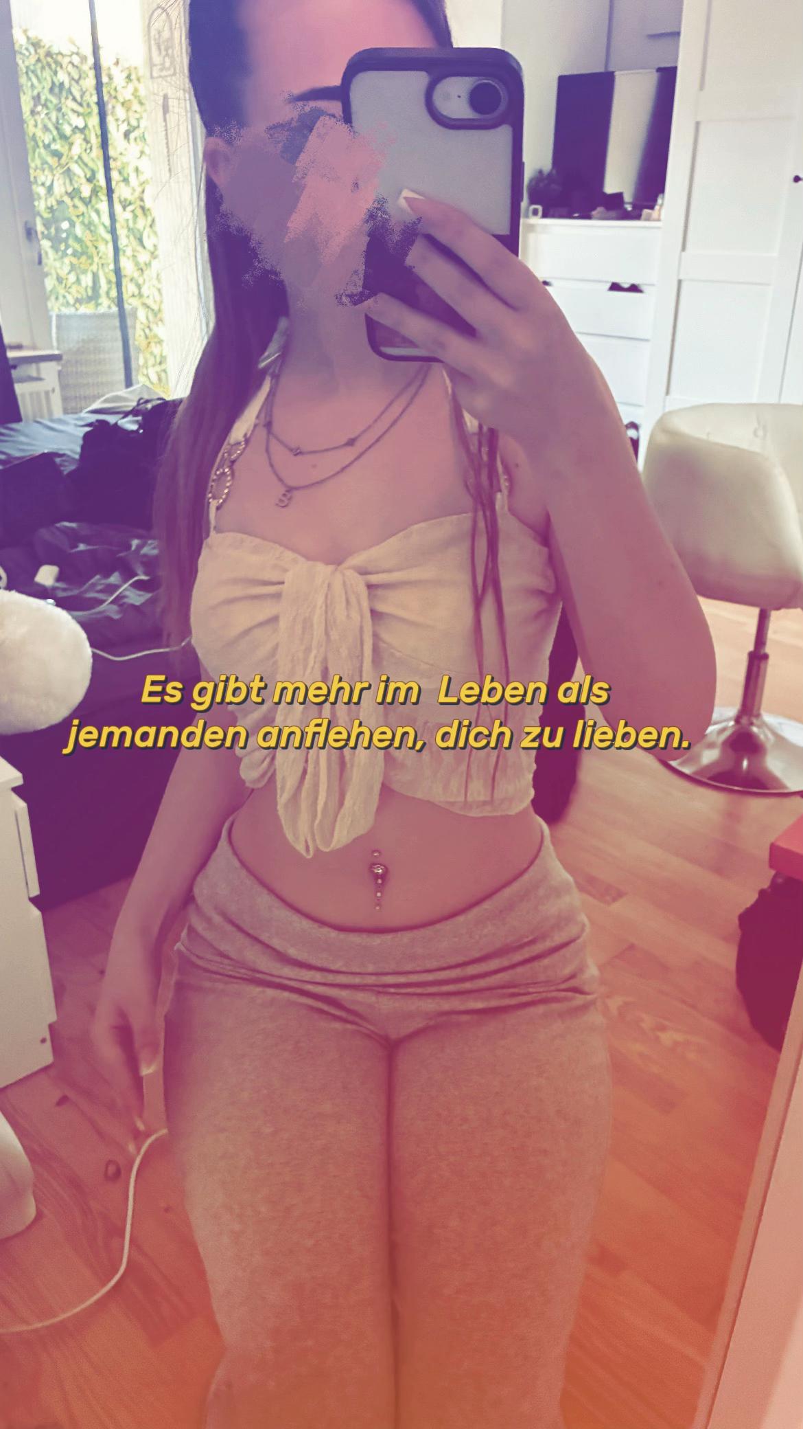 @&deg;❀⋆.ೃ࿔*:･