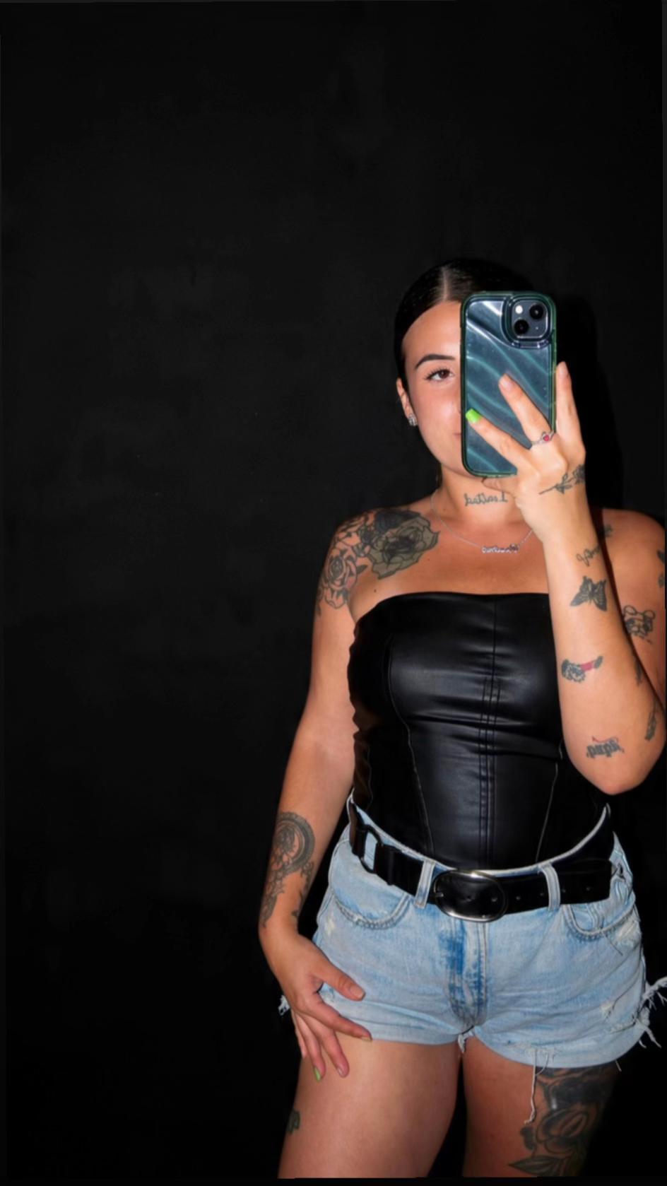 @Coraima