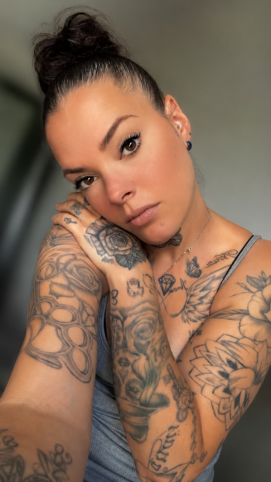 @la.tat0uee51x