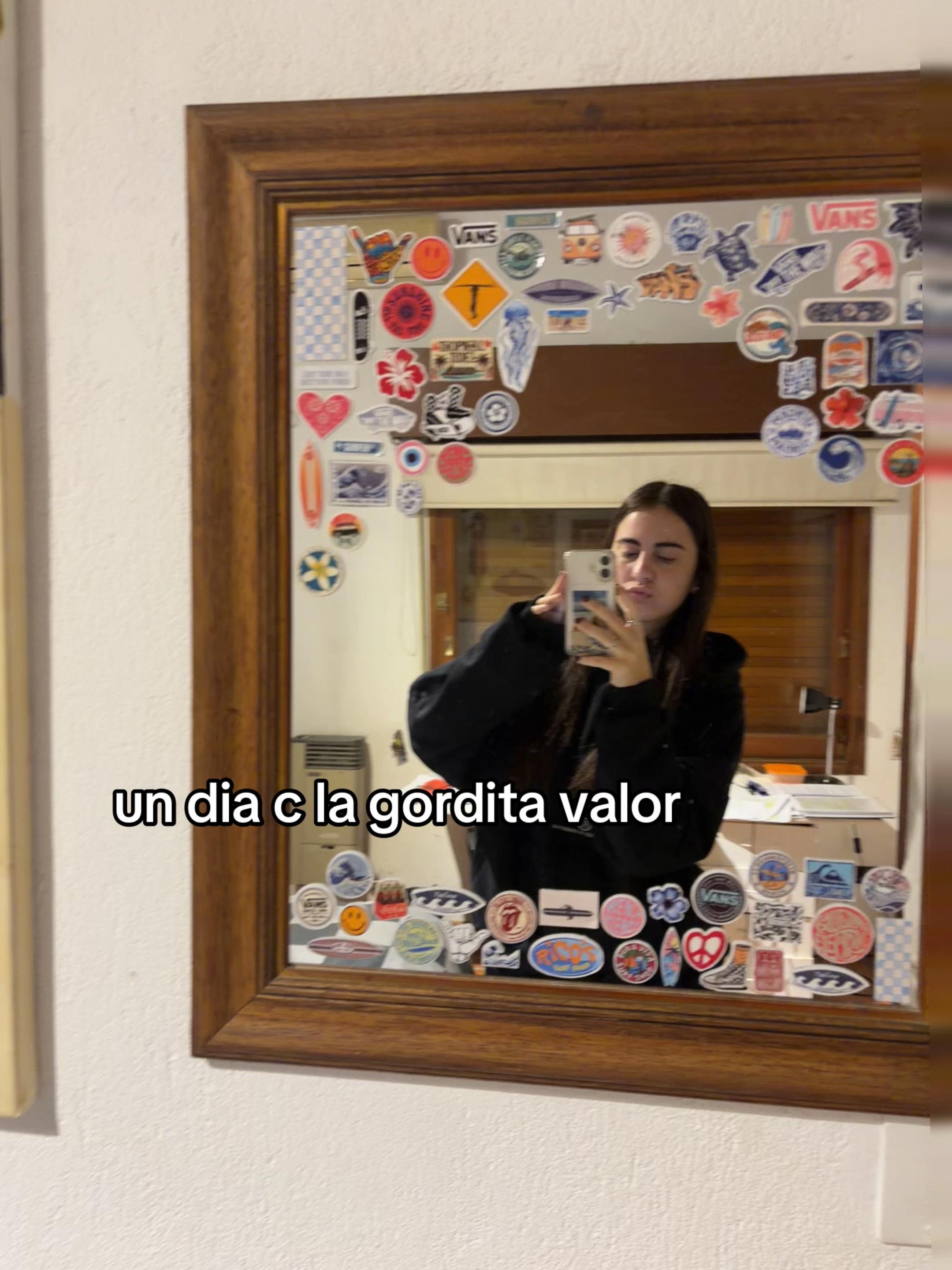 @lola