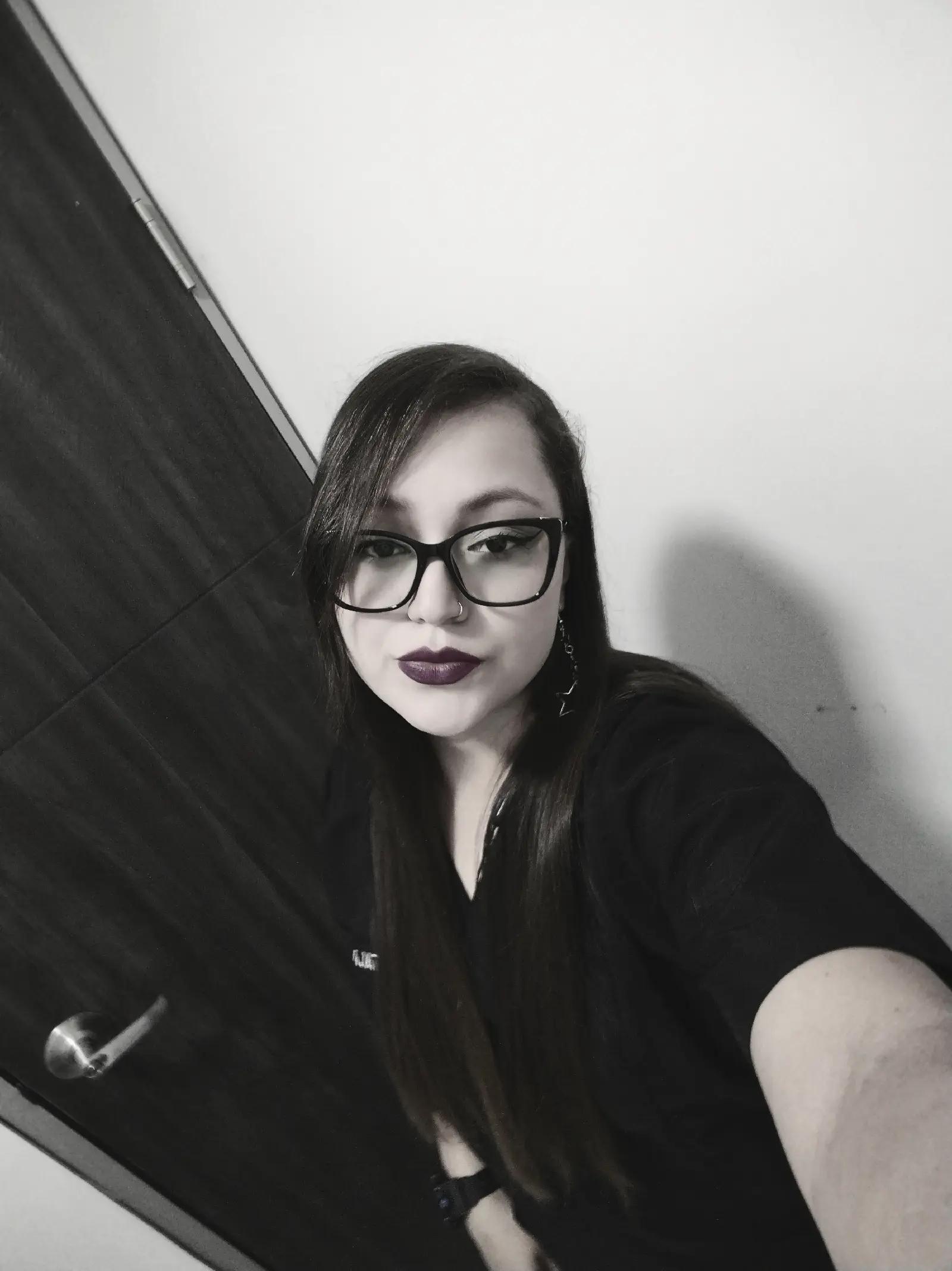 @Laura Valentina Vale